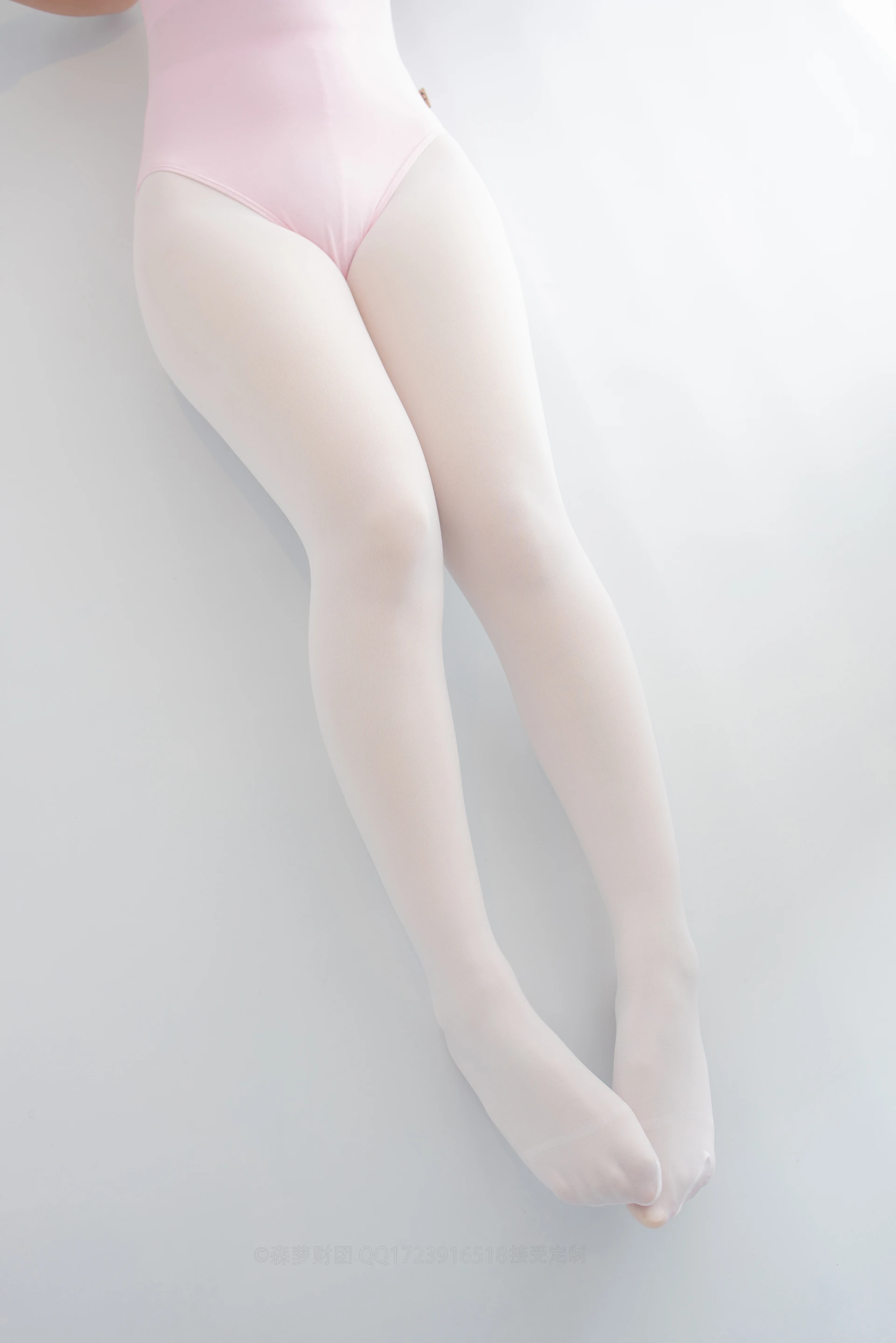 森萝财团 X-053-DZ [103P1V-2.05G]制服, 可爱, 森萝财团, 白丝, 美腿, 黑丝