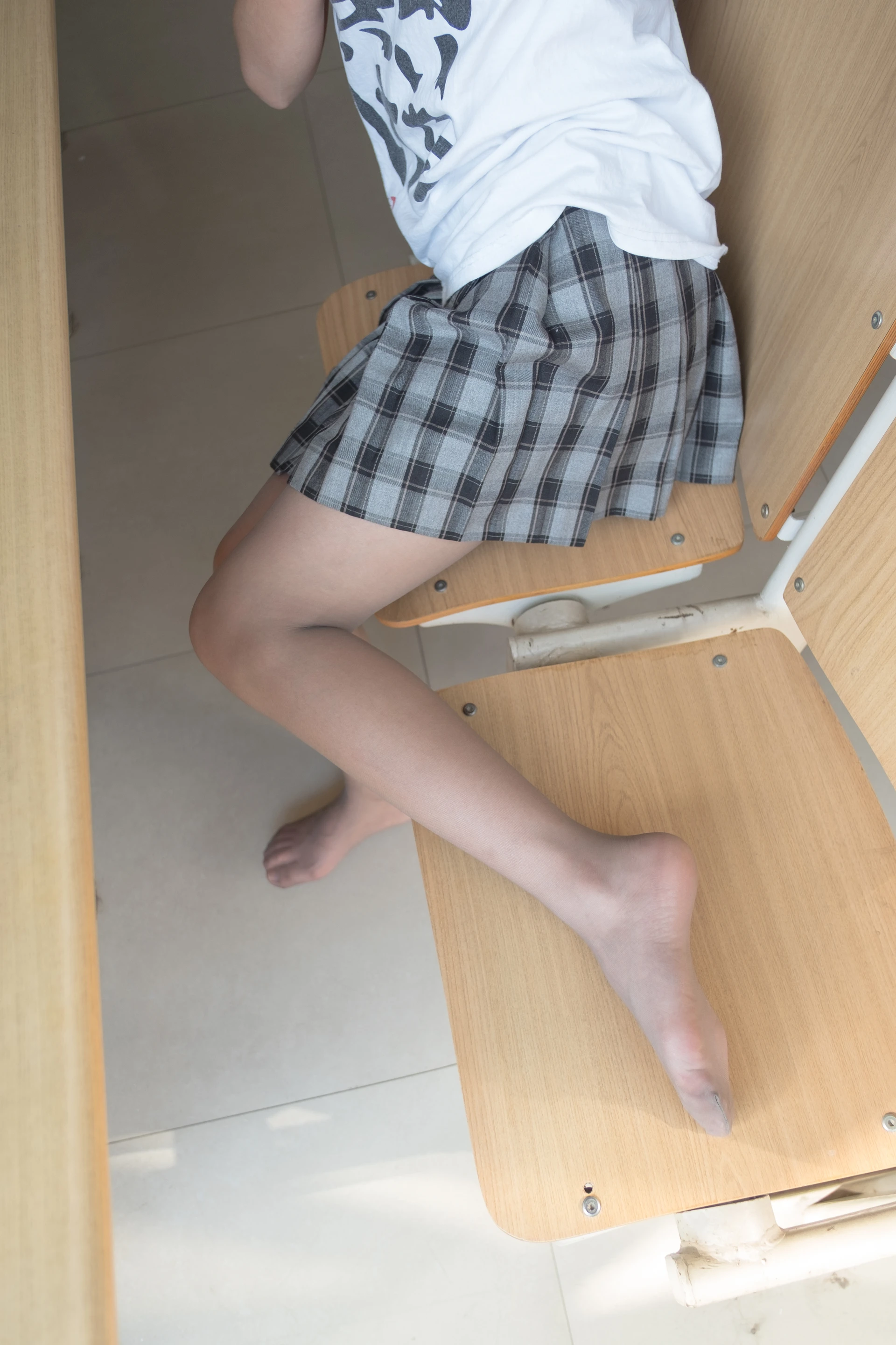 森萝财团 R15-037 [120P-700M]可爱, 森萝财团, 美腿, 美足, 黑丝