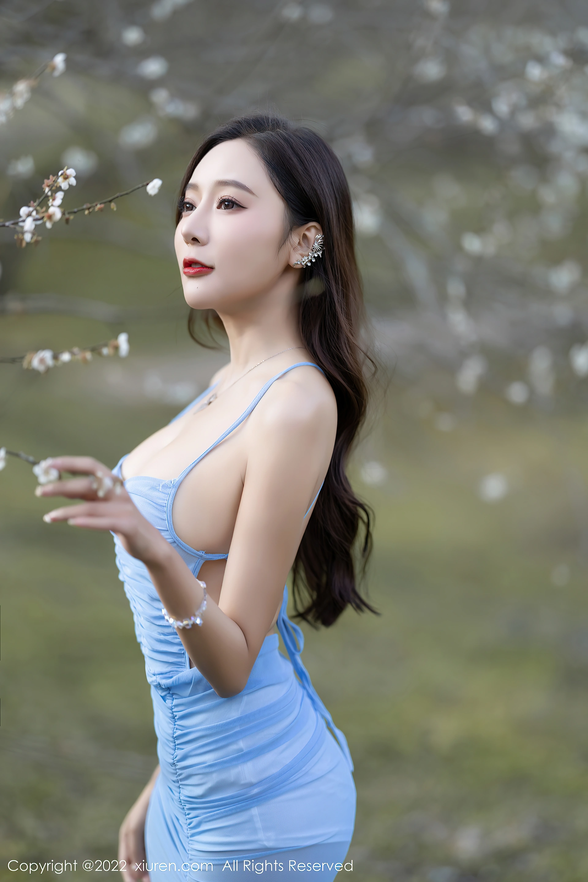 XiuRen秀人网 2022.02.14 No.4581 王馨瑶yanni 淑女美腿[82+1P 711MB]