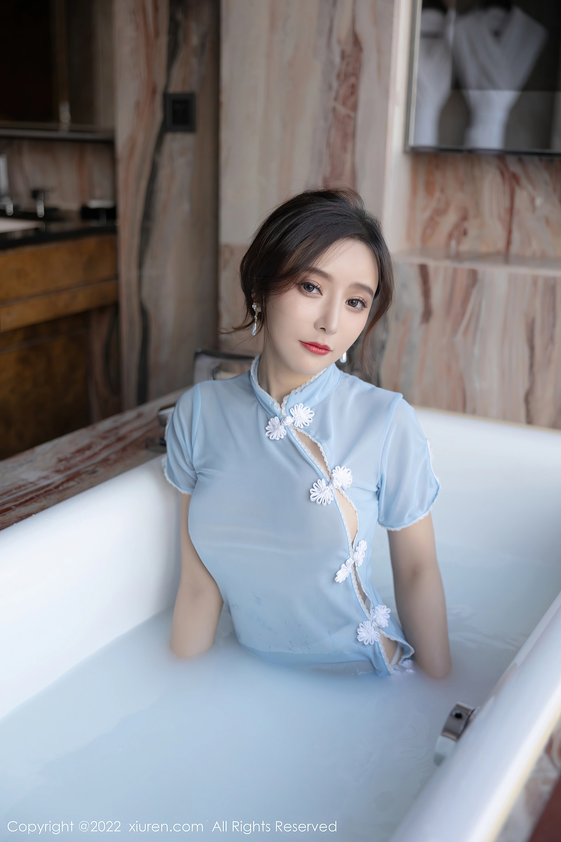 XiuRen秀人网 2022.02.14 No.4581 王馨瑶yanni 淑女美腿[82+1P 711MB]