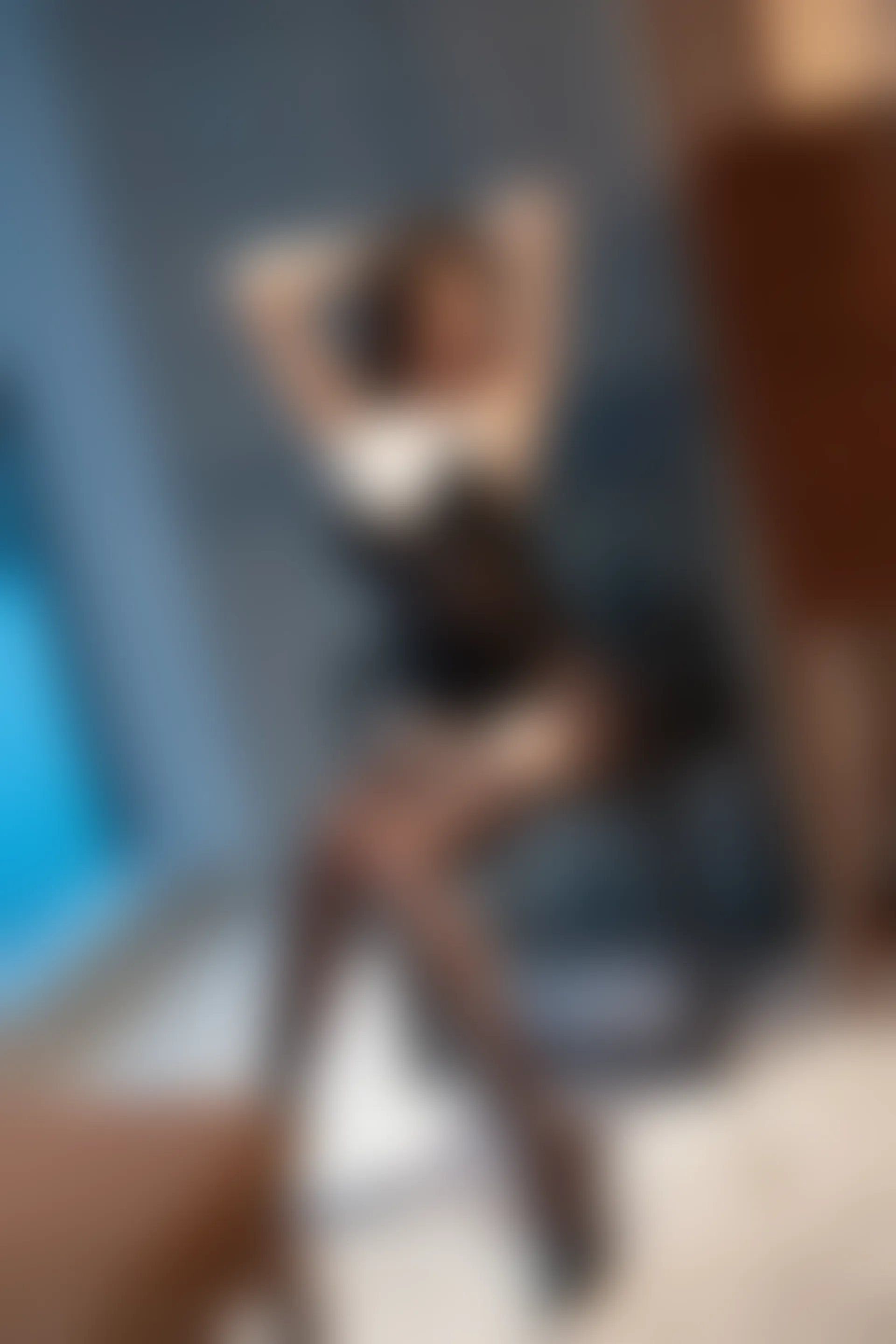 XiuRen秀人网 2021.10.12 No.4053 杨晨晨Yome 吊袜 美腿[83+1P／725MB]