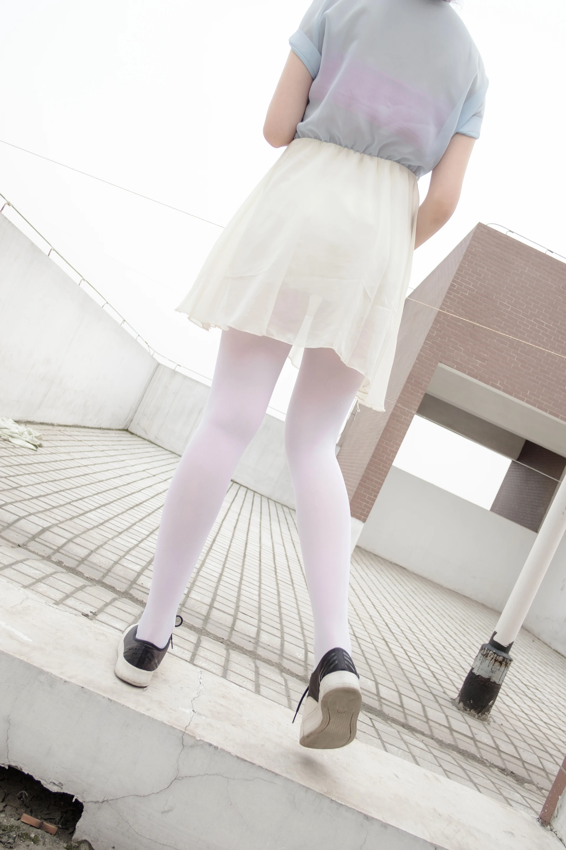 森萝财团 R15-007 [83P-503M]可爱, 森萝财团, 白丝, 美腿, 美足