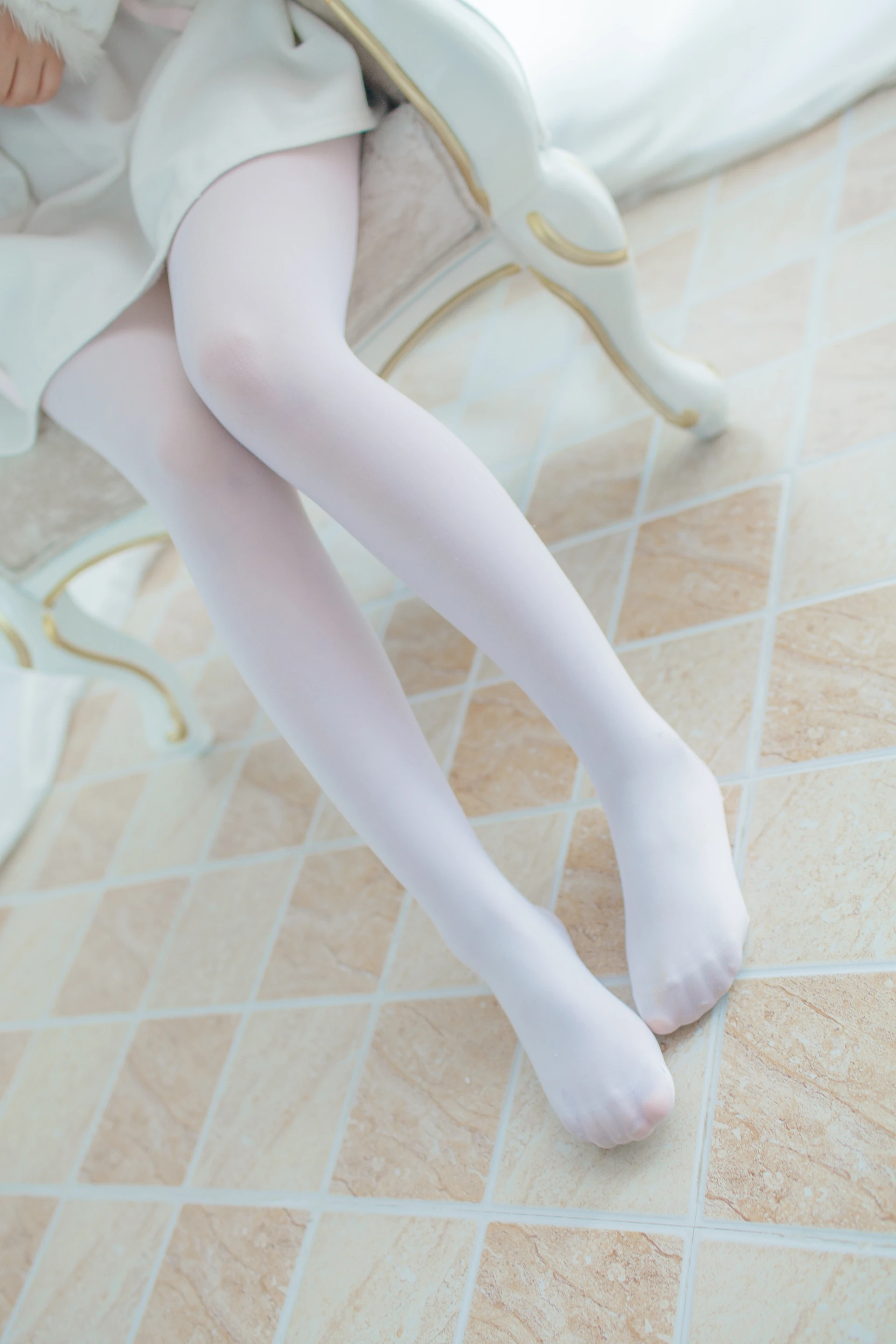 少女秩序 VOL.16 无法拒绝的白丝 可爱双马尾[49P-354M]双马尾, 少女秩序, 白丝, 美腿, 美足