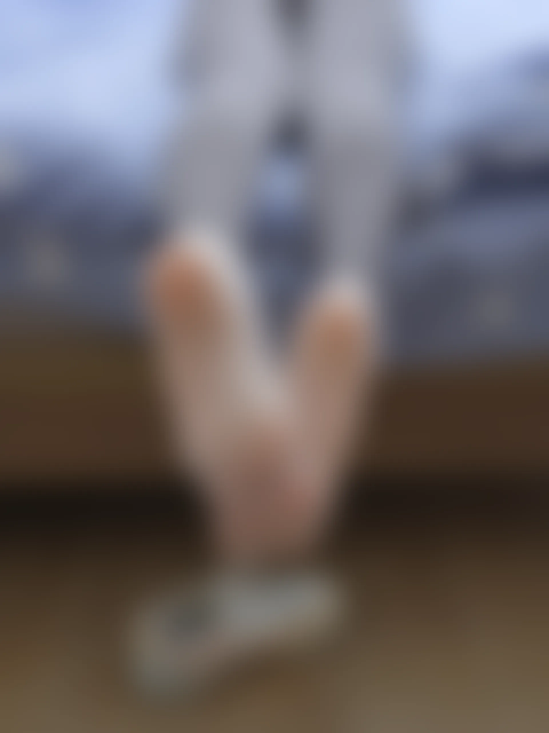 森萝财团 晴涩-11E 4K 白丝瑜伽服 [104P1V-7.44GB]