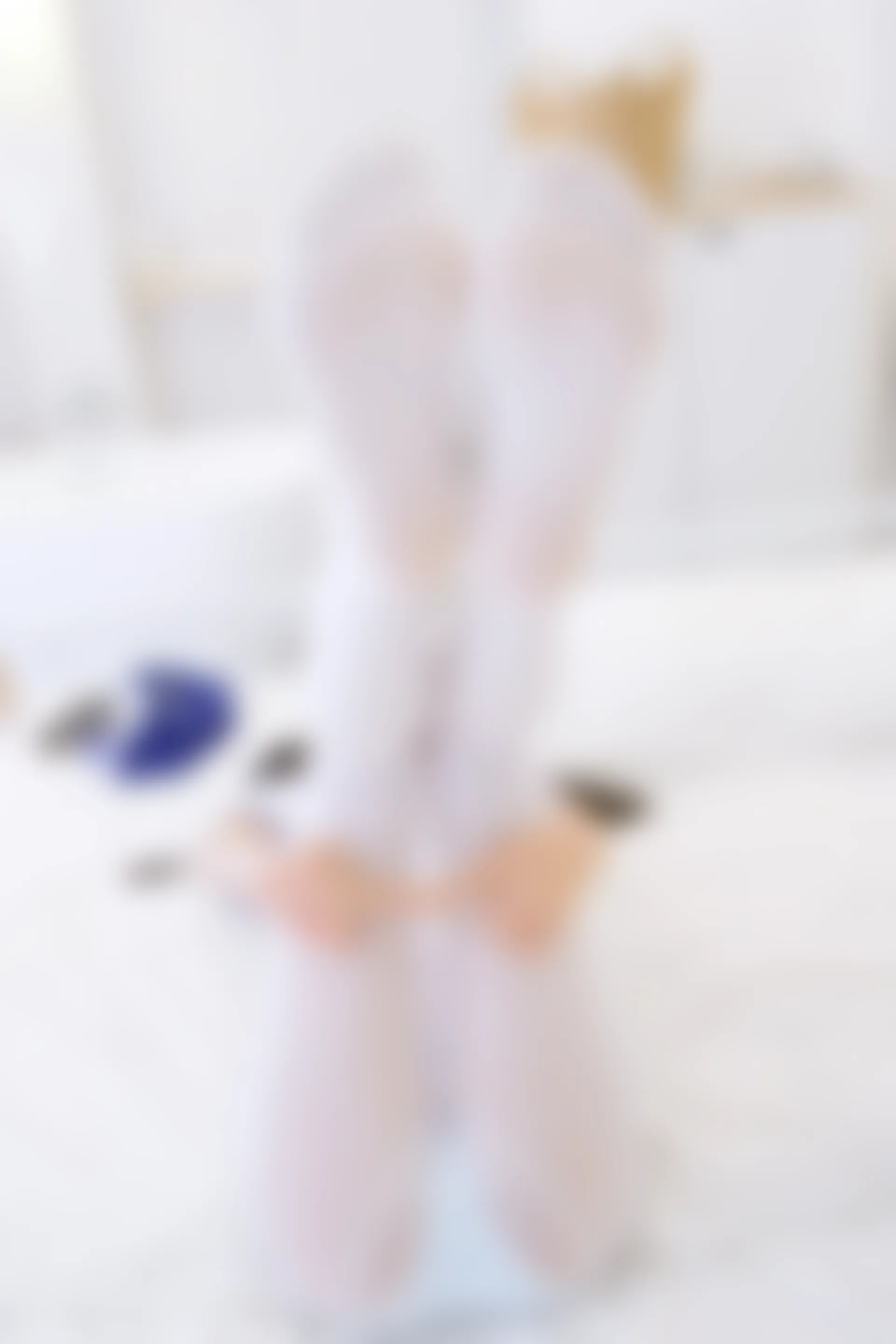 稚乖画册 体操服 白丝双马尾 赤西夜夜 [70P1V-1.6GB]体操服, 双马尾, 可爱, 白丝, 稚乖画册, 美腿, 美足, 赤西夜夜