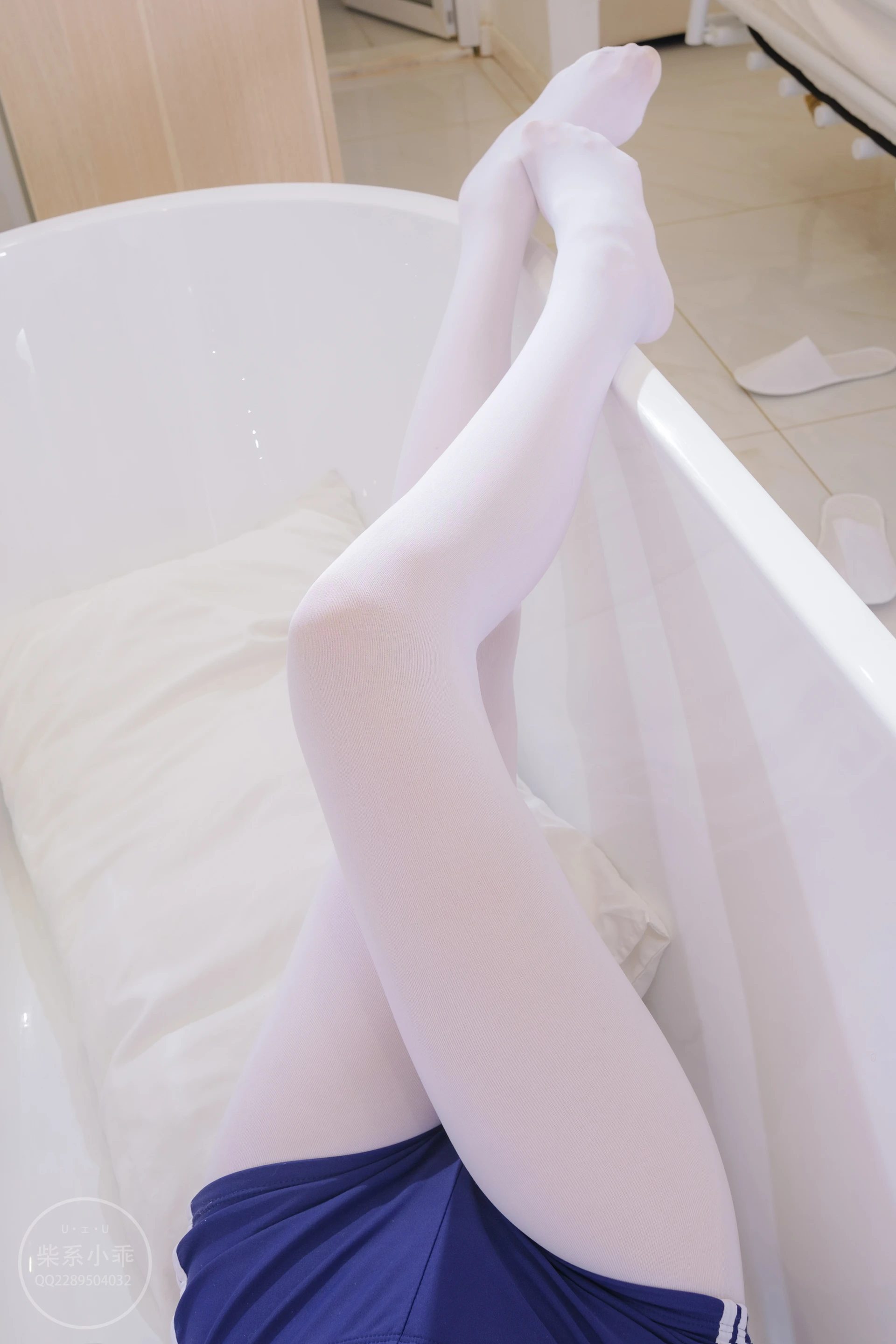 稚乖画册 体操服 白丝双马尾 赤西夜夜 [70P1V-1.6GB]体操服, 双马尾, 可爱, 白丝, 稚乖画册, 美腿, 美足, 赤西夜夜