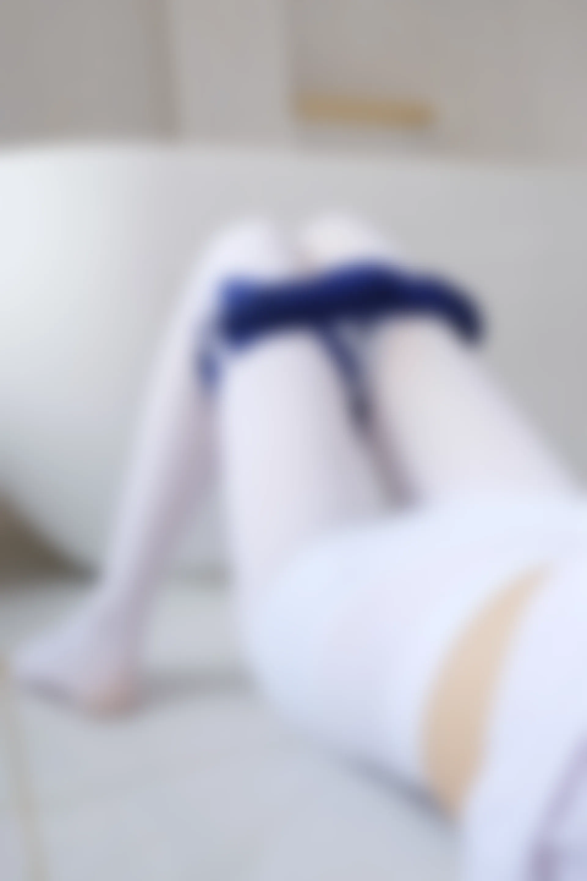 稚乖画册 体操服 白丝双马尾 赤西夜夜 [70P1V-1.6GB]体操服, 双马尾, 可爱, 白丝, 稚乖画册, 美腿, 美足, 赤西夜夜