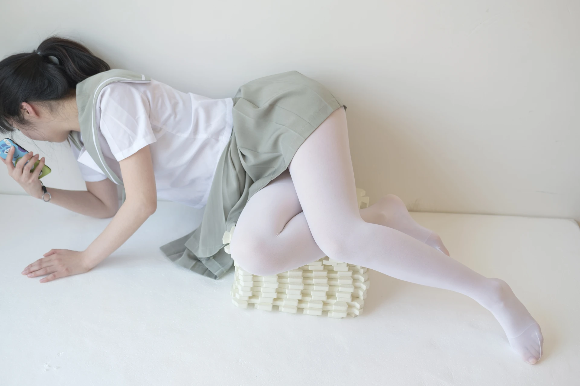 森萝财团 X-016 [136P1V-1.56G]校服, 森萝财团, 水手服, 白丝, 美腿