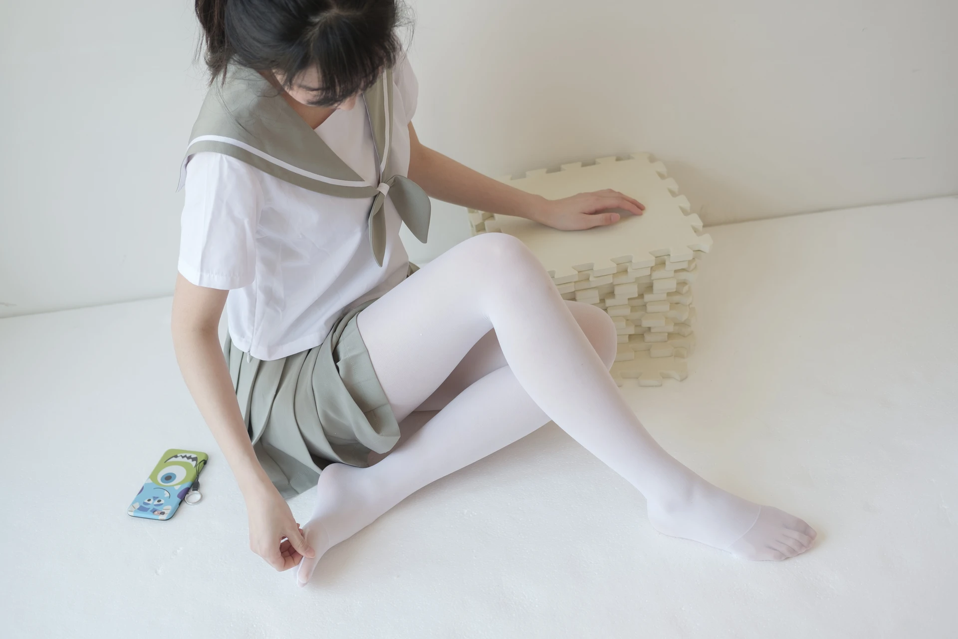 森萝财团 X-016 [136P1V-1.56G]校服, 森萝财团, 水手服, 白丝, 美腿