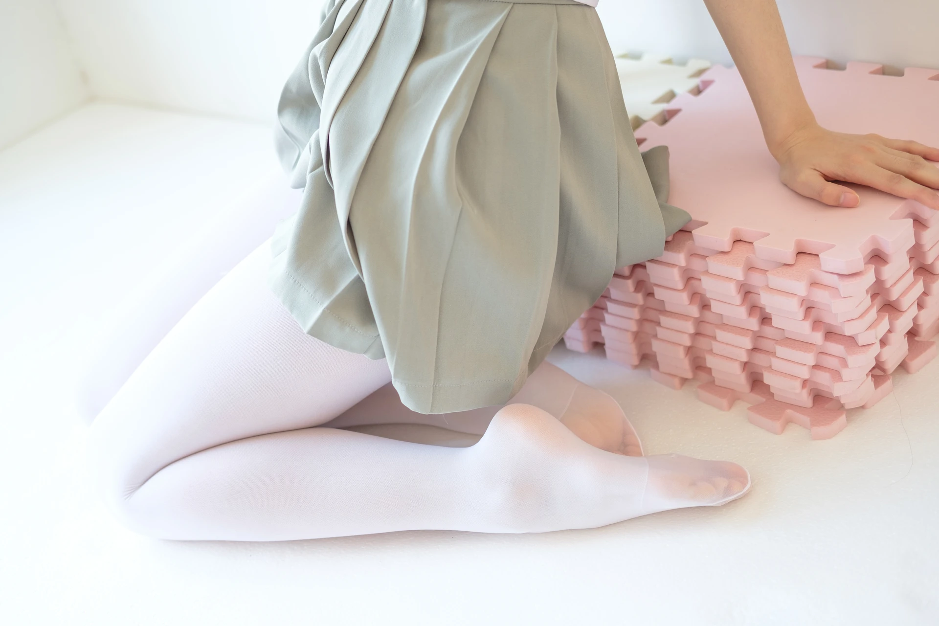 森萝财团 X-016 [136P1V-1.56G]校服, 森萝财团, 水手服, 白丝, 美腿