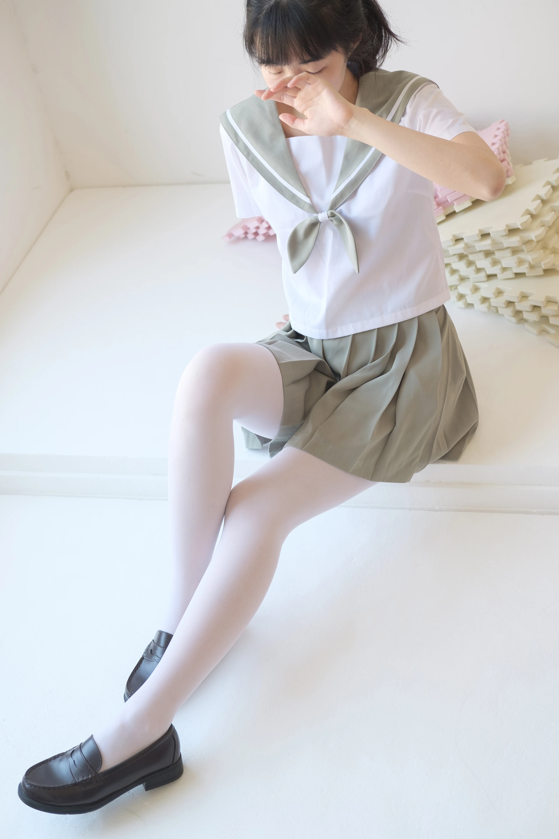 森萝财团 X-016 [136P1V-1.56G]校服, 森萝财团, 水手服, 白丝, 美腿
