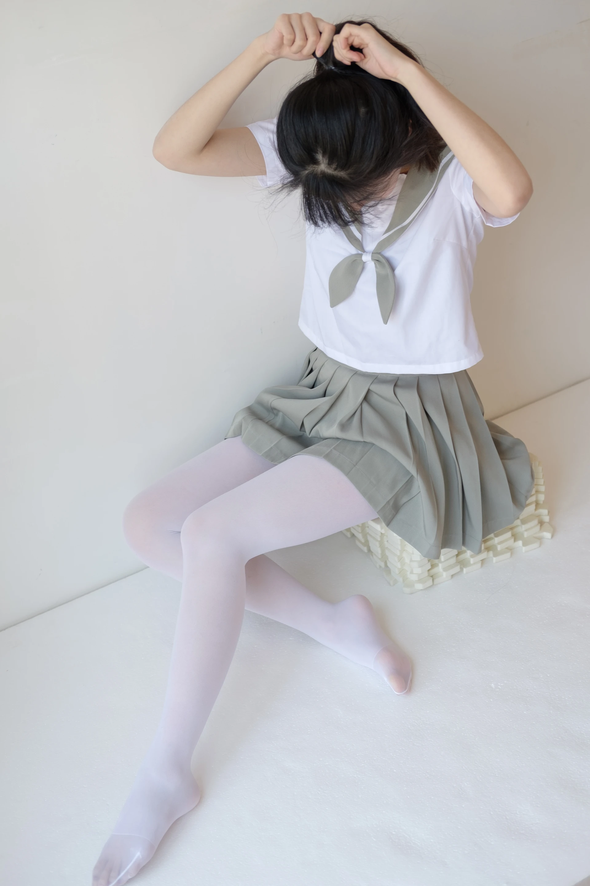 森萝财团 X-016 [136P1V-1.56G]校服, 森萝财团, 水手服, 白丝, 美腿