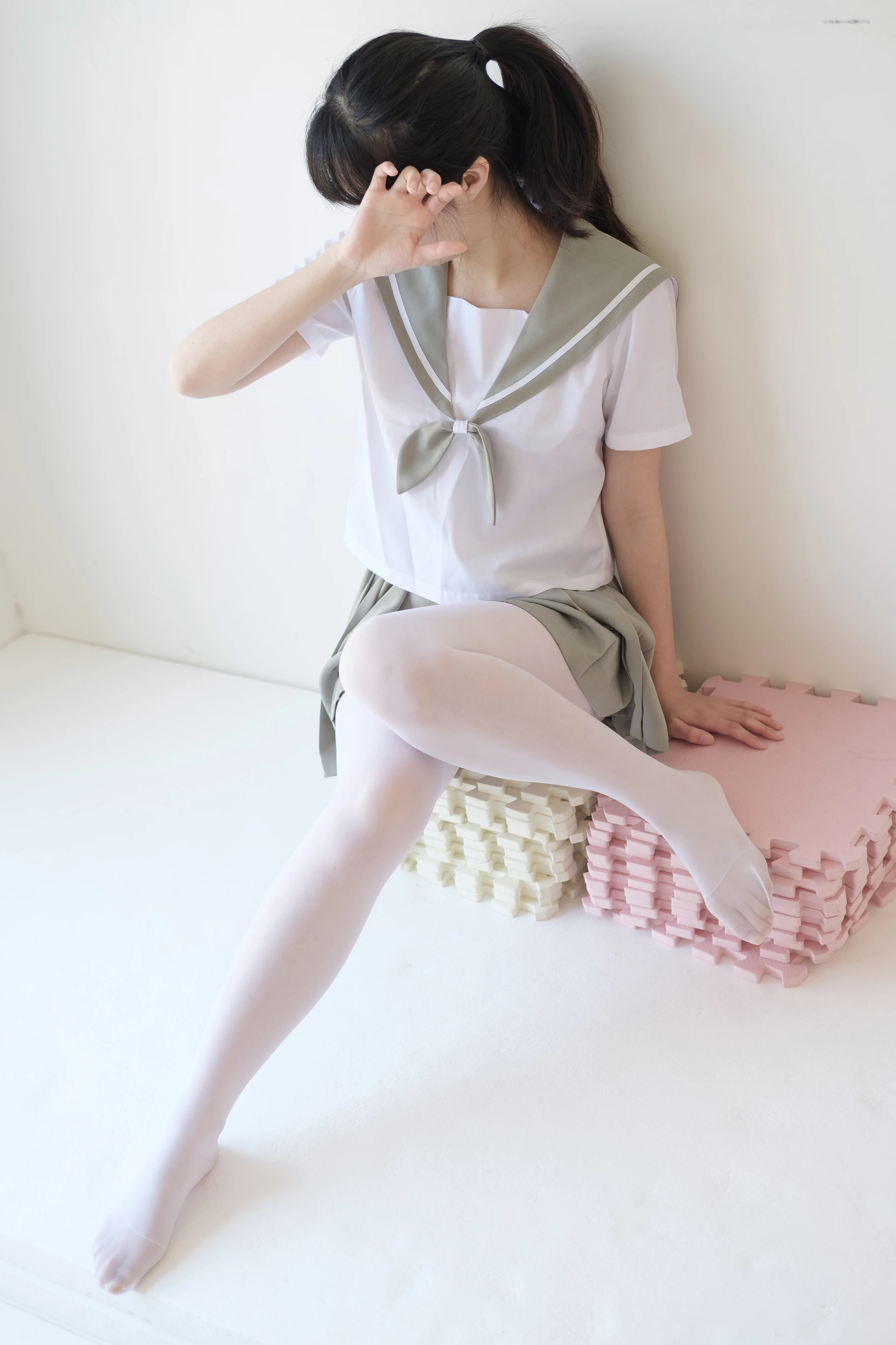 森萝财团 X-016 [136P1V-1.56G]校服, 森萝财团, 水手服, 白丝, 美腿