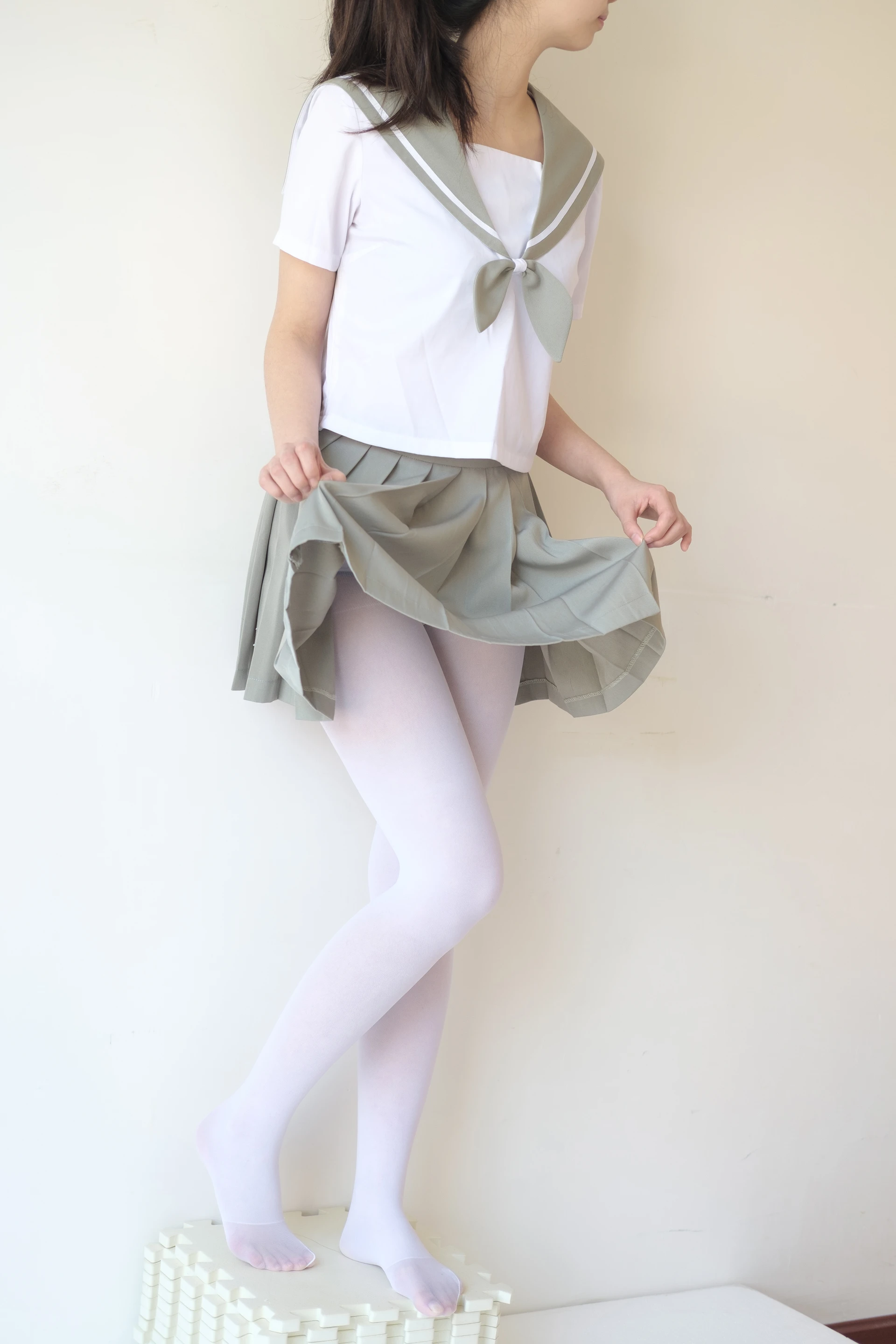 森萝财团 X-016 [136P1V-1.56G]校服, 森萝财团, 水手服, 白丝, 美腿