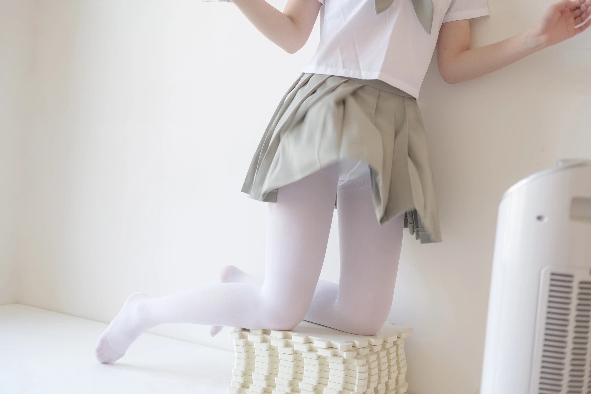 森萝财团 X-016 [136P1V-1.56G]校服, 森萝财团, 水手服, 白丝, 美腿