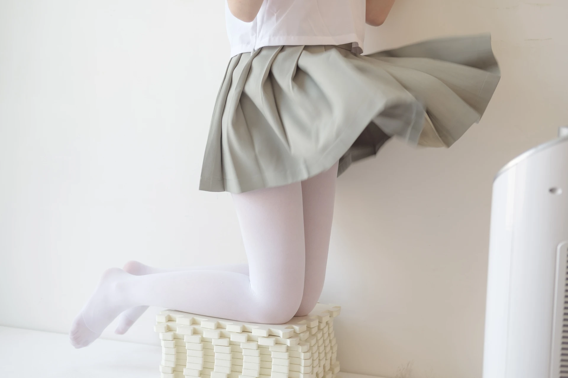 森萝财团 X-016 [136P1V-1.56G]校服, 森萝财团, 水手服, 白丝, 美腿