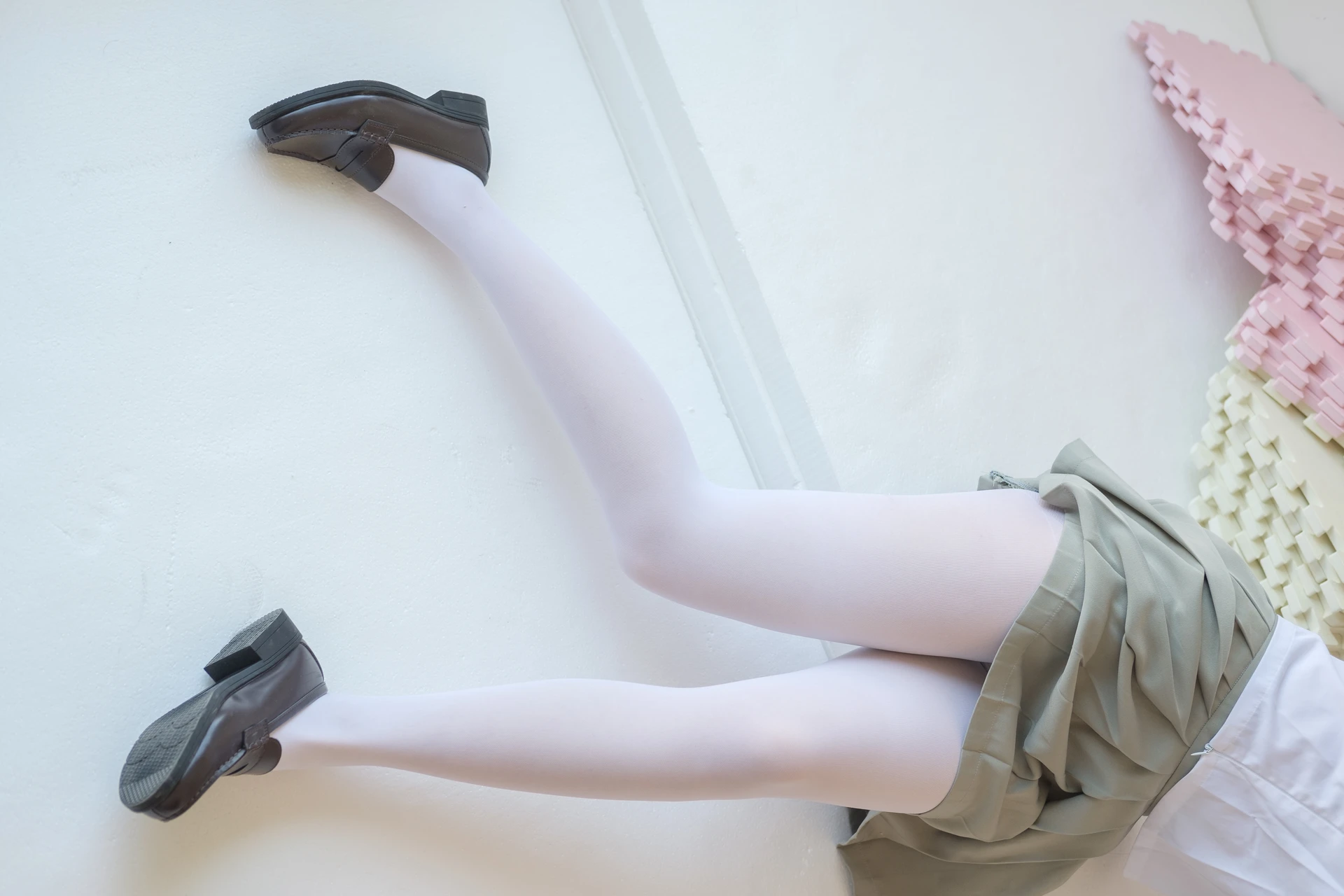 森萝财团 X-016 [136P1V-1.56G]校服, 森萝财团, 水手服, 白丝, 美腿