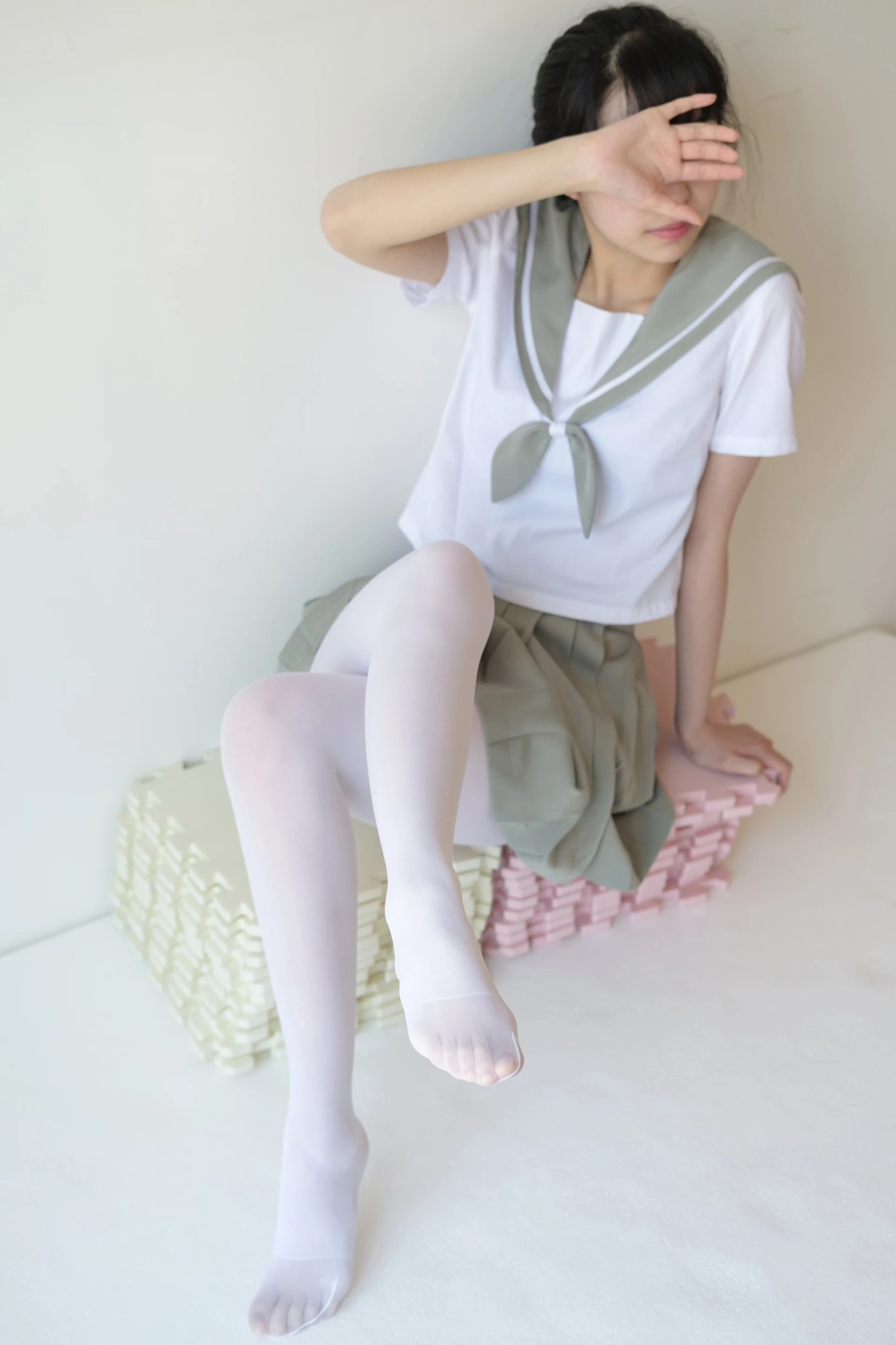 森萝财团 X-016 [136P1V-1.56G]校服, 森萝财团, 水手服, 白丝, 美腿
