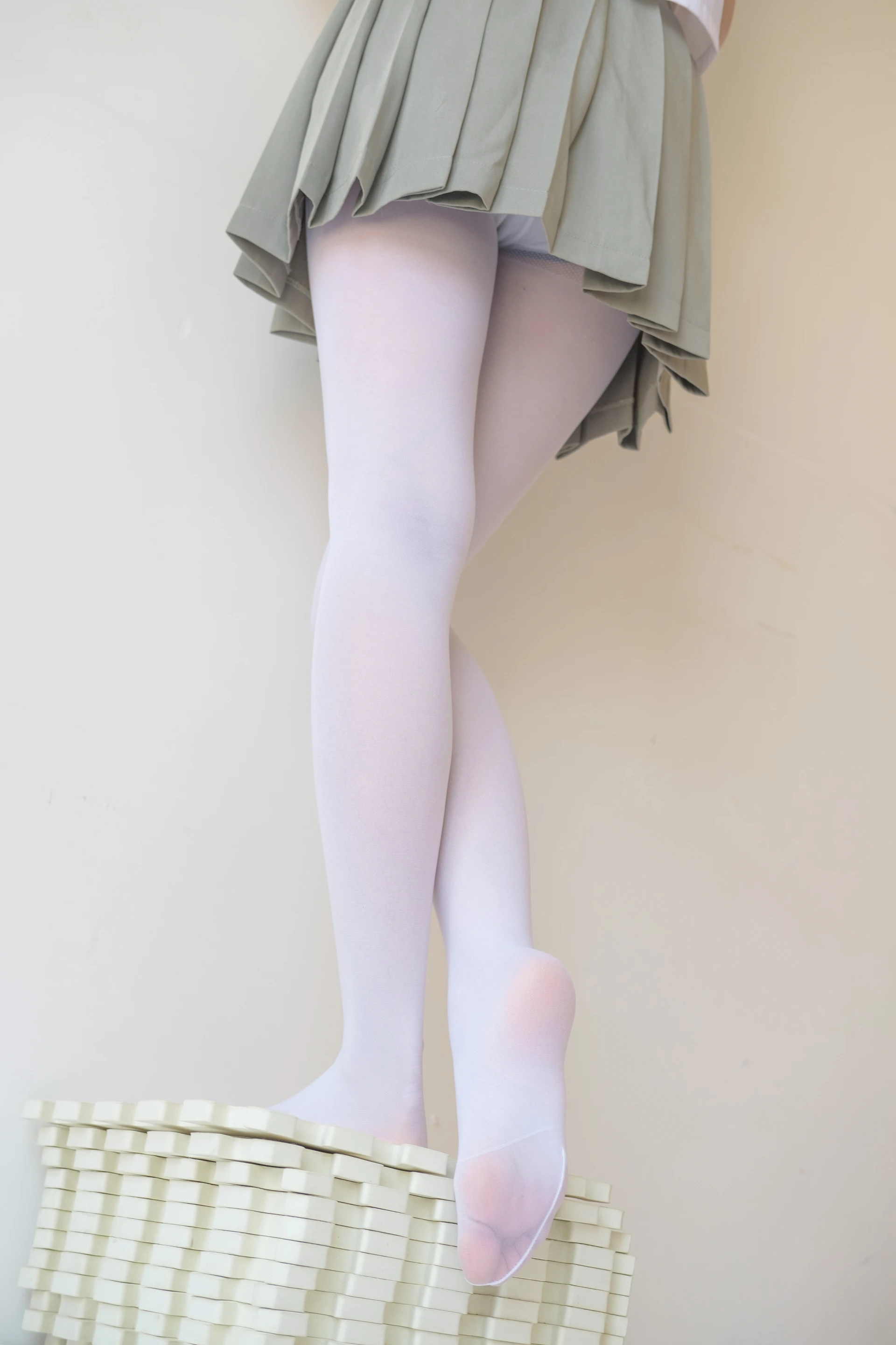 森萝财团 X-016 [136P1V-1.56G]校服, 森萝财团, 水手服, 白丝, 美腿