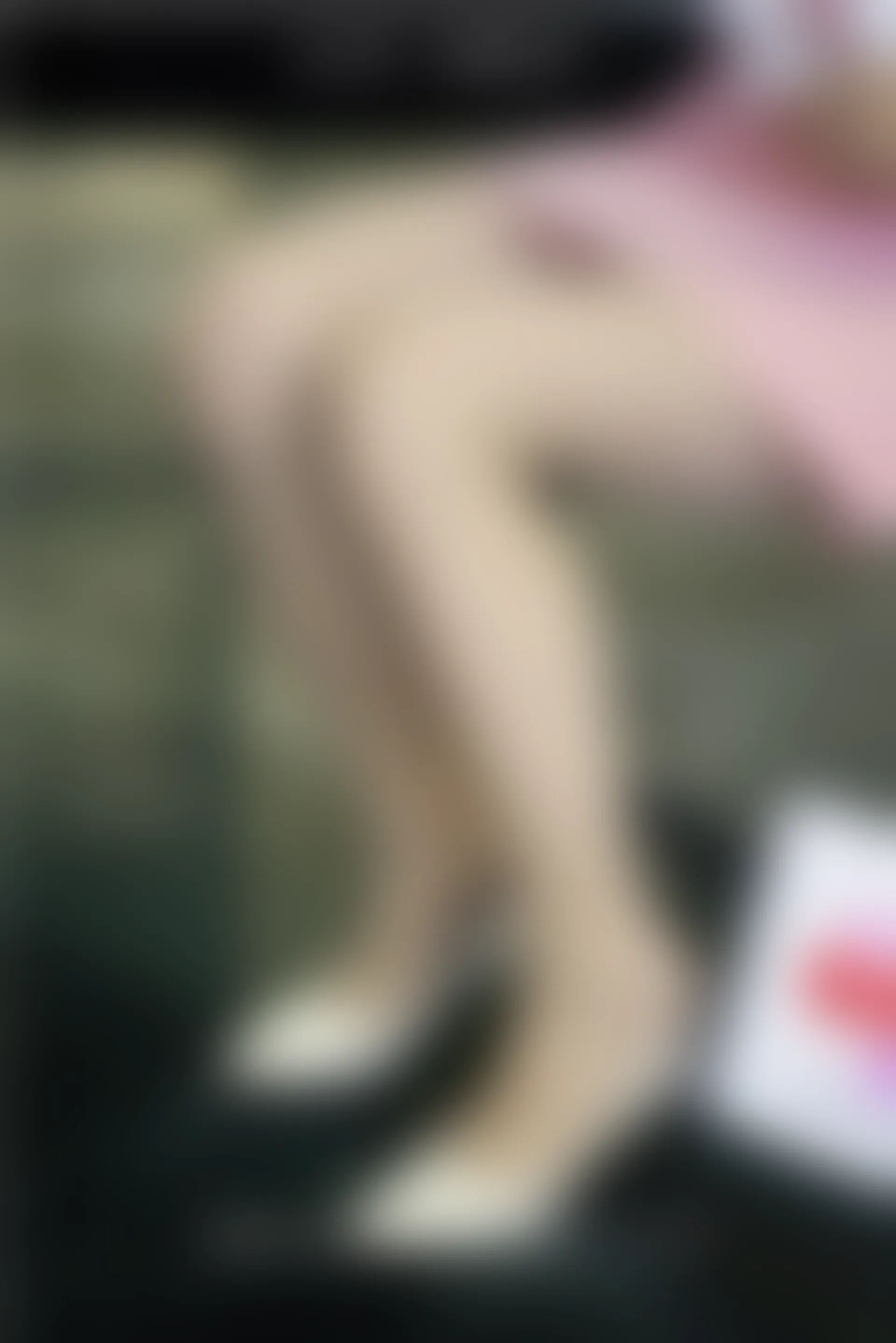 初夏女神 NO.066 大发 周末兼职[226P+1V／7.36GB]