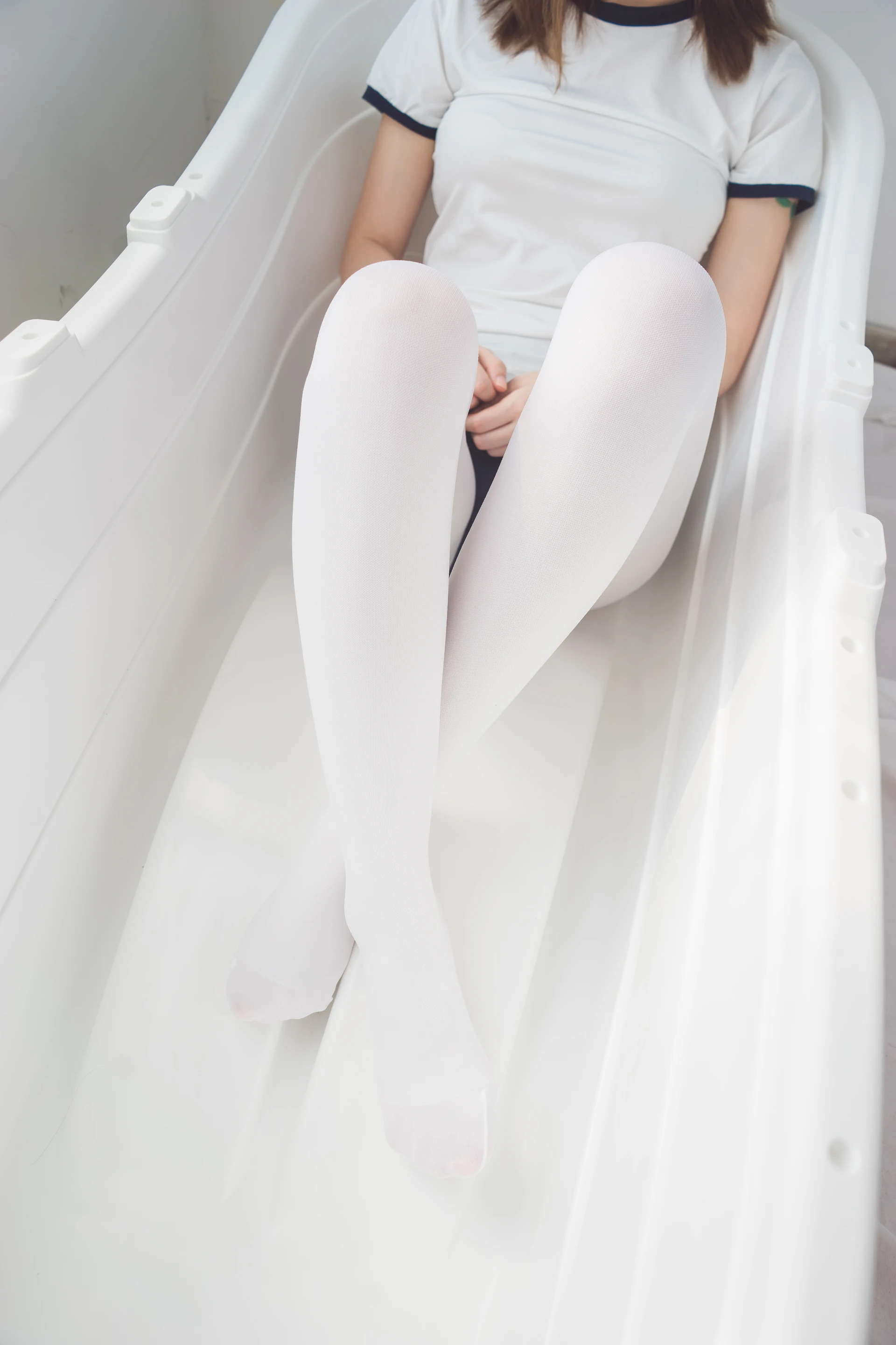 森萝财团 BETA-031-X [48P1V-265M]森萝财团, 死库水, 白丝, 美腿, 美足