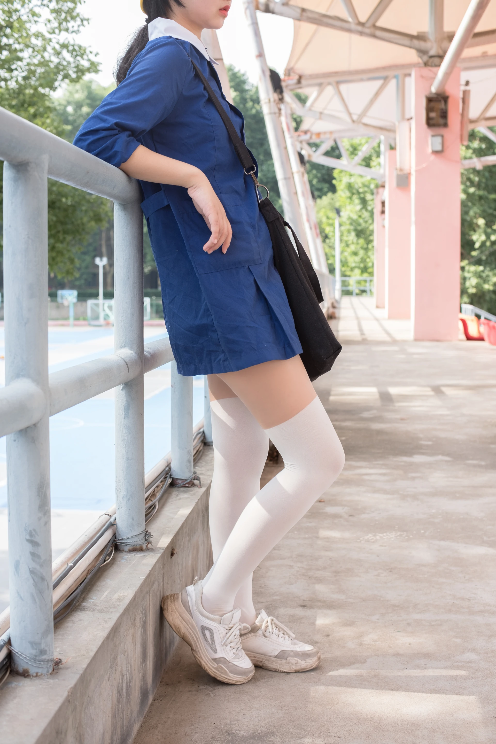 森萝财团 BETA-018 [57P-606M]白丝, 美腿