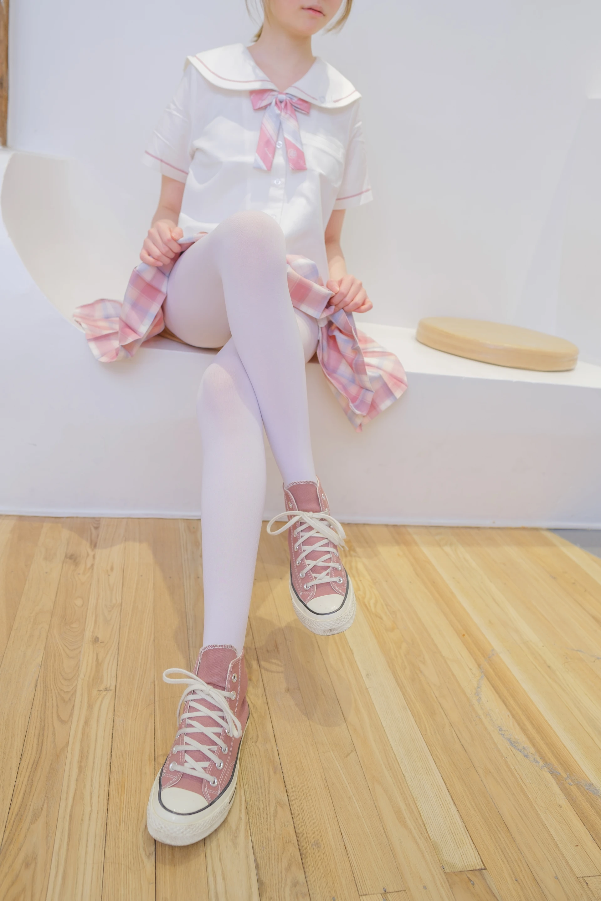 森萝财团 内部VIP系列 微风-03 白丝粉色JK制服 [109P1V-3.1G]