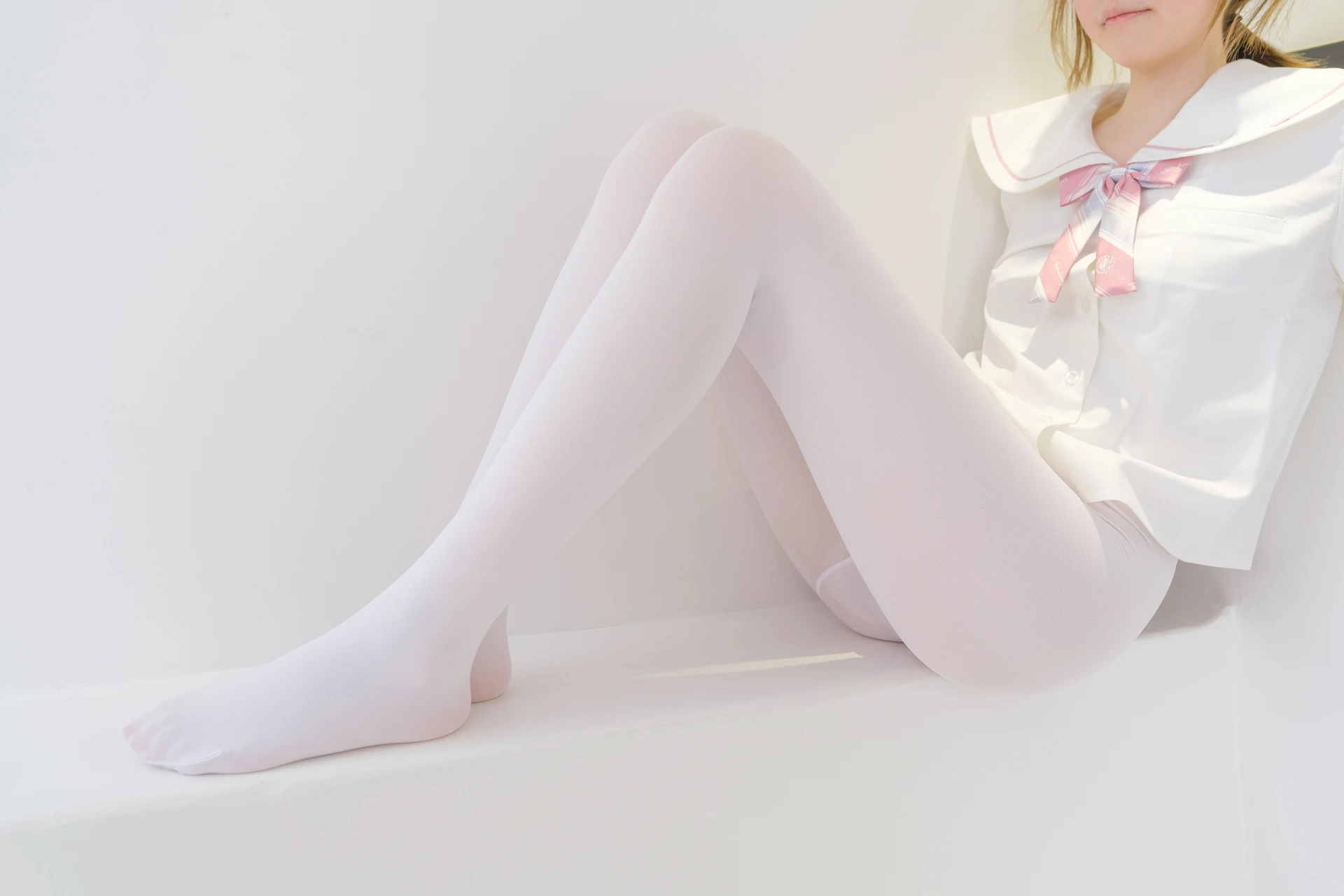 森萝财团 内部VIP系列 微风-03 白丝粉色JK制服 [109P1V-3.1G]