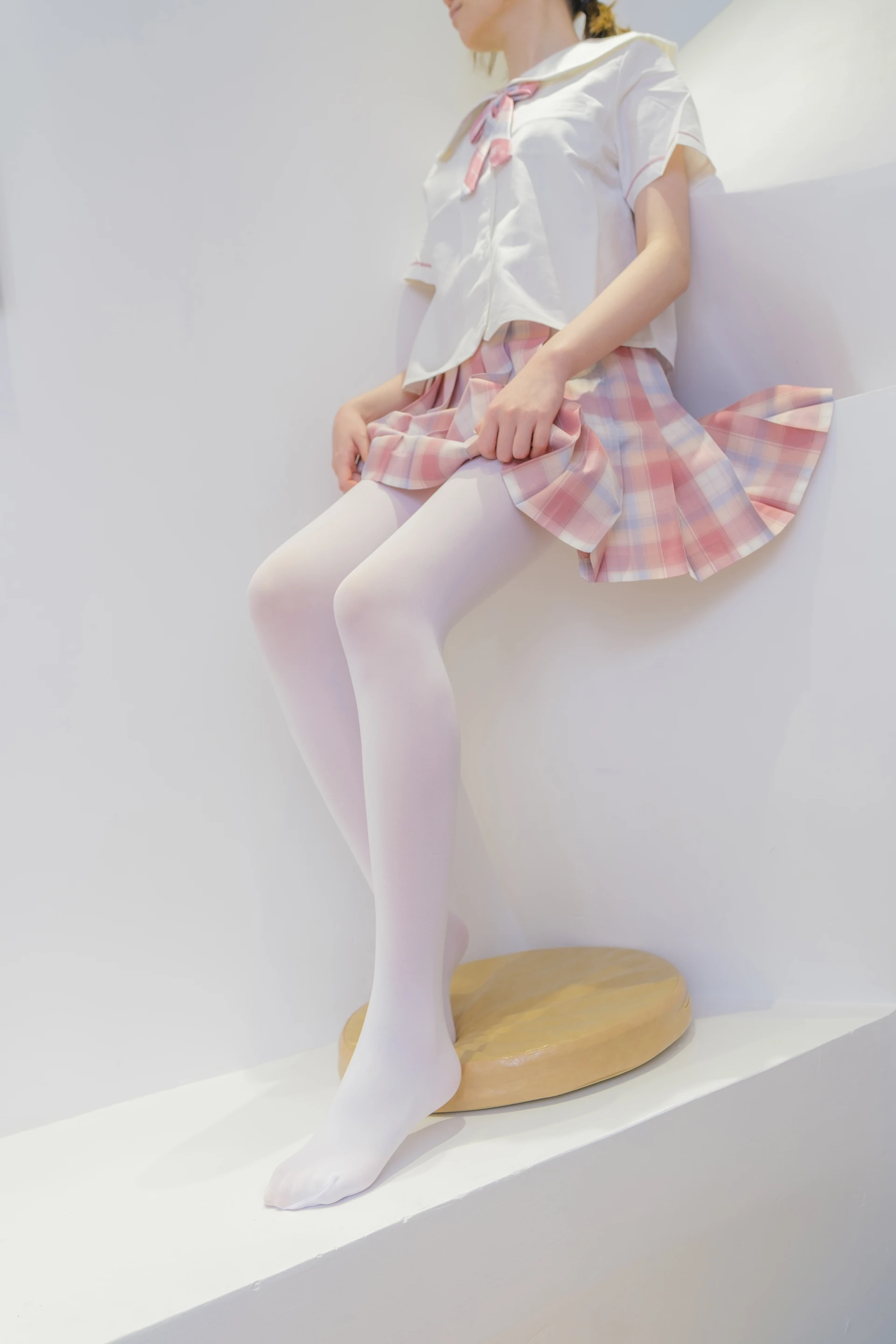 森萝财团 内部VIP系列 微风-03 白丝粉色JK制服 [109P1V-3.1G]