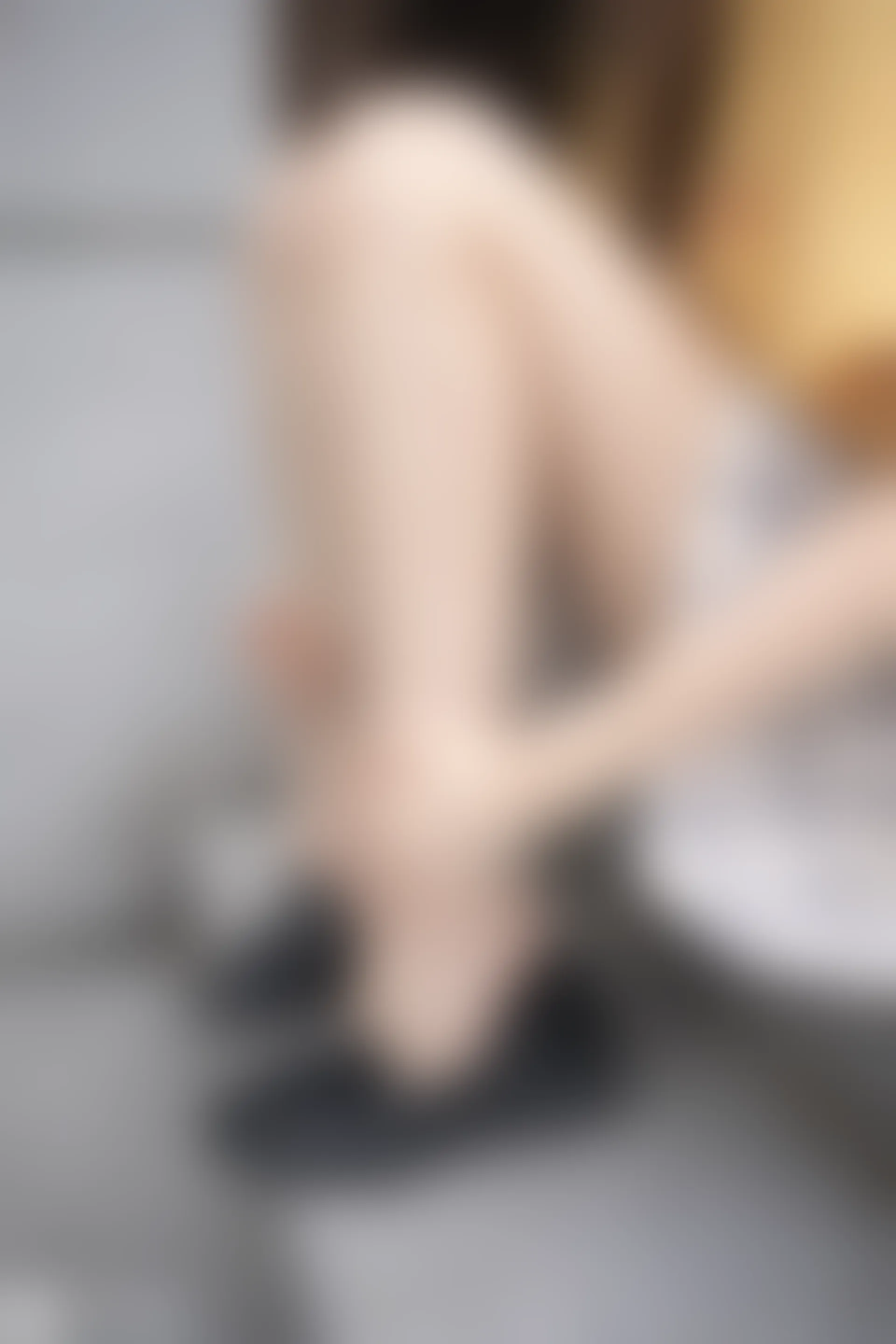 C19.004 楼梯上的果腿格裙 [40P-96MB]