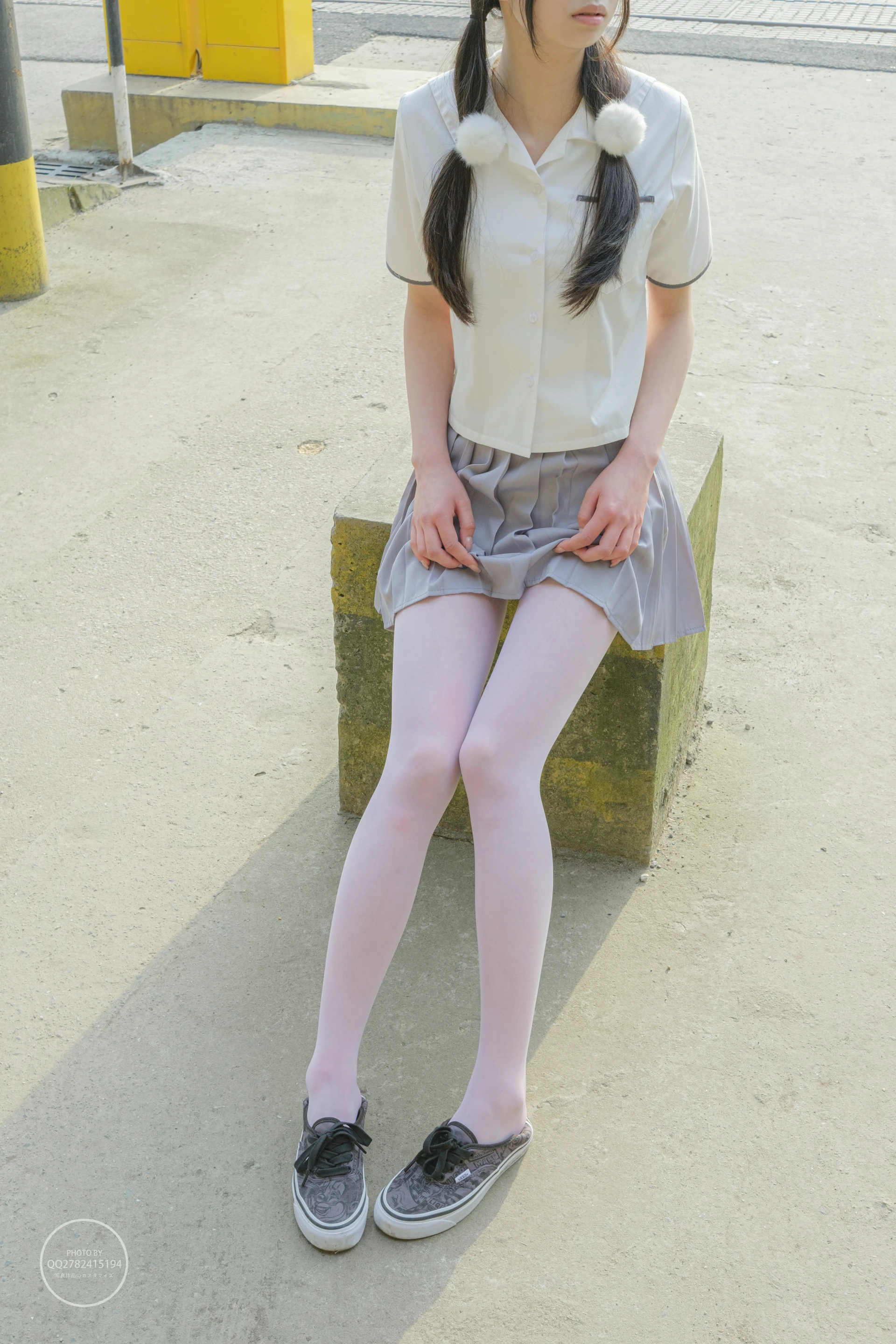 森萝财团 有料-38 户外铁路 白丝JK [60P-763.9MB]JK, JK制服, 制服, 有料, 森萝财团, 白丝, 美腿, 美足