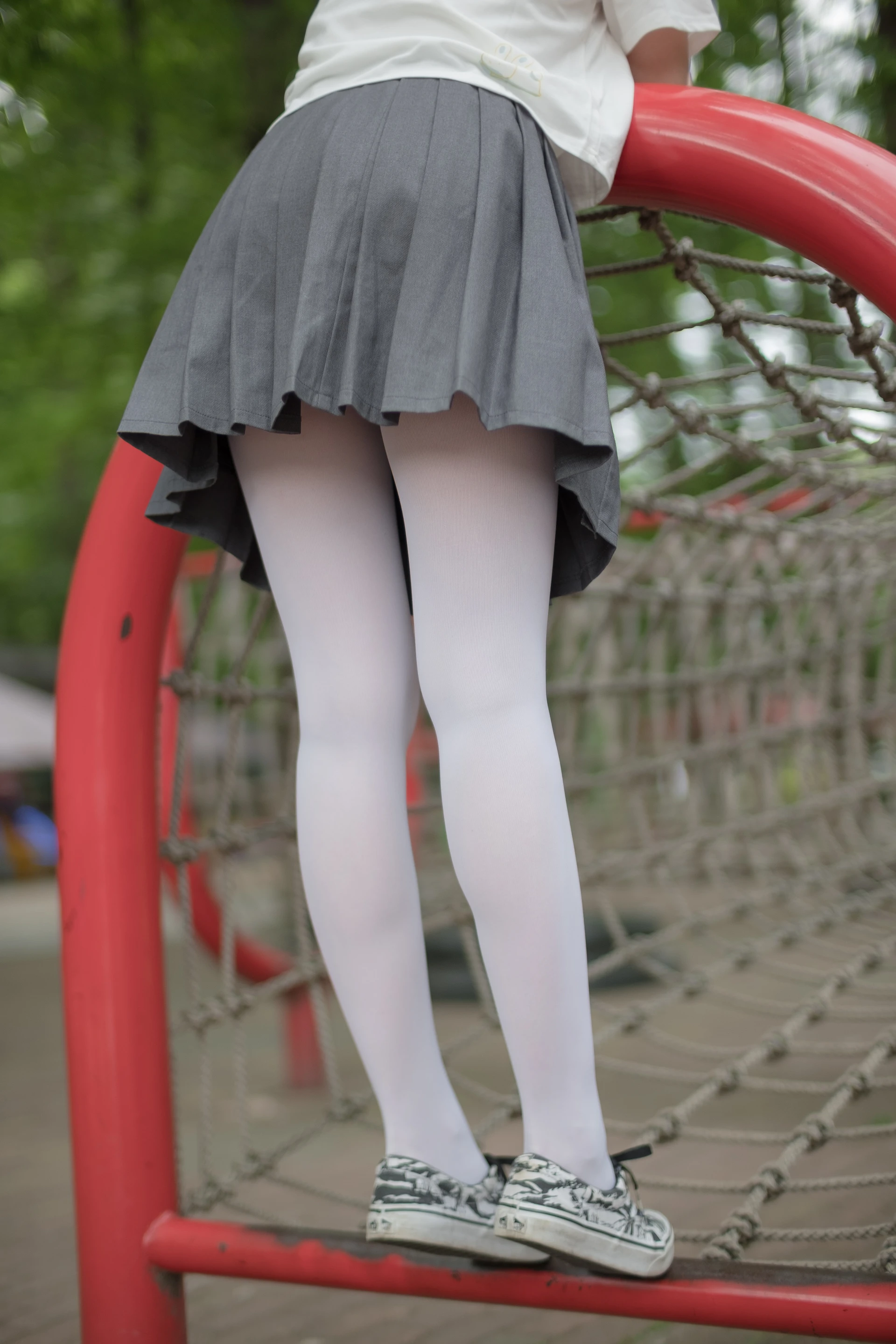森萝财团 R15-014 [99P-674M]学生装, 森萝财团, 白丝, 美腿, 美足
