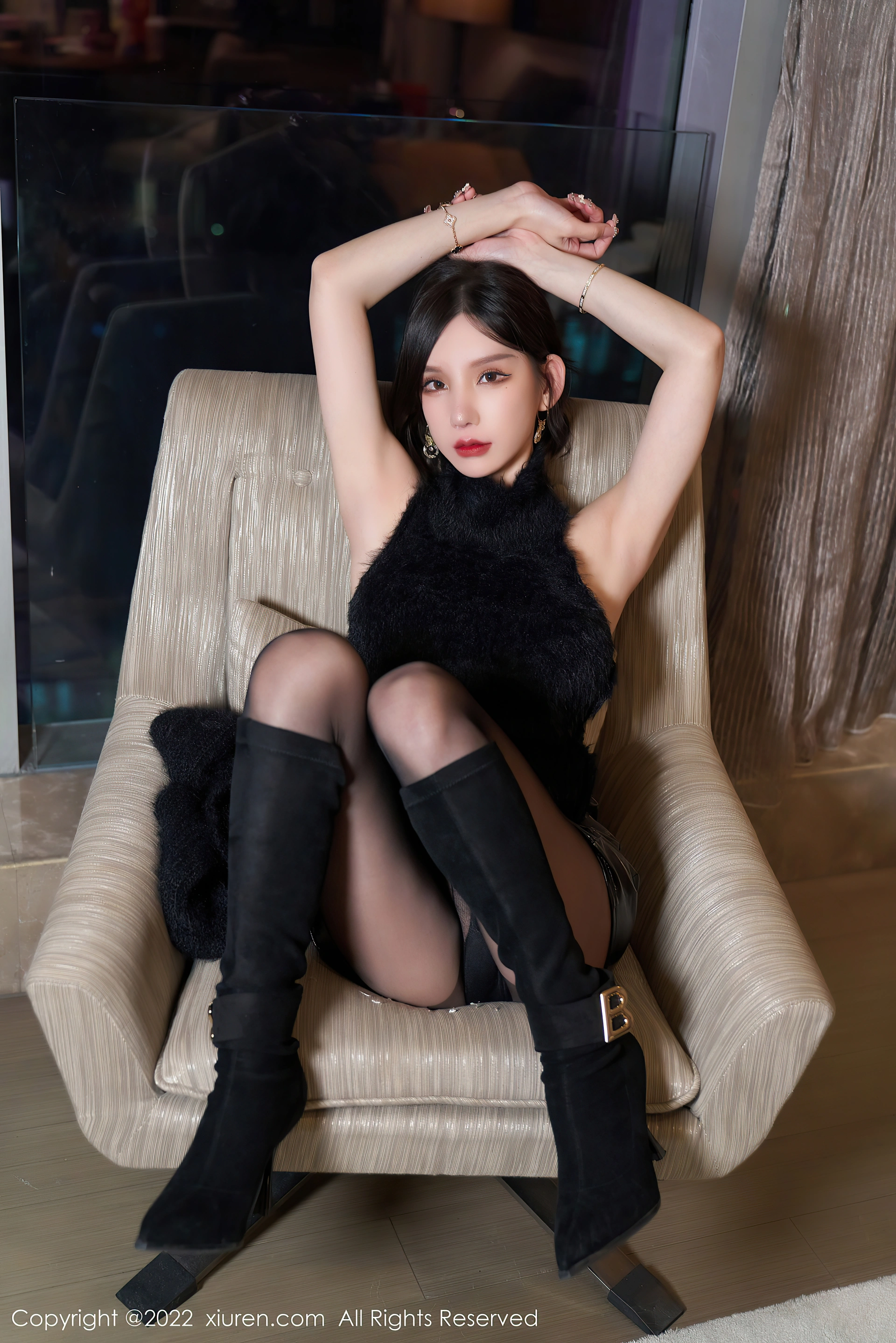 XiuRen秀人网 2022.01.07 No.4437 周于希Sally 黑丝美腿[88+1P 919MB]