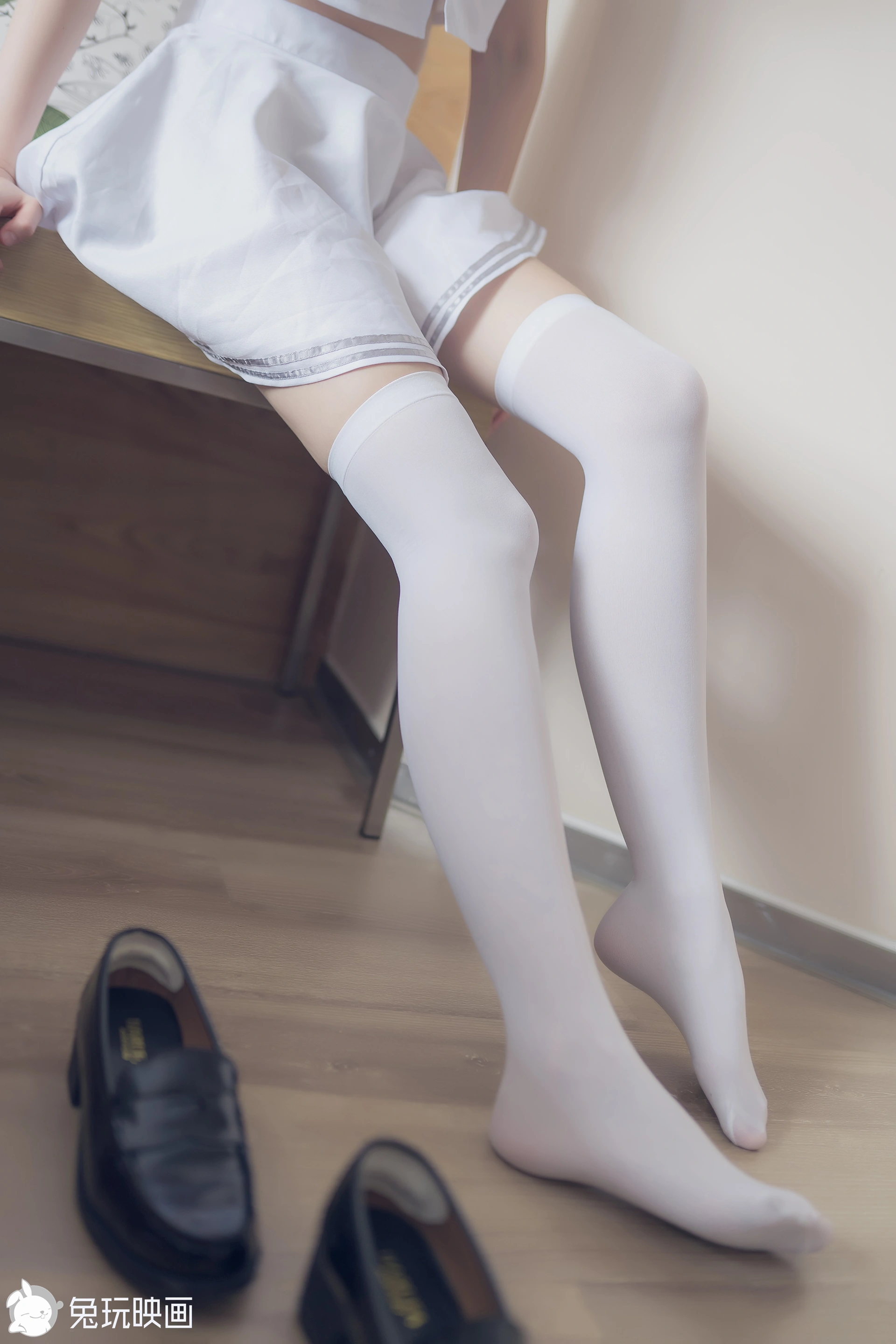 C28.006 阳光和白裙 [40P-56MB]