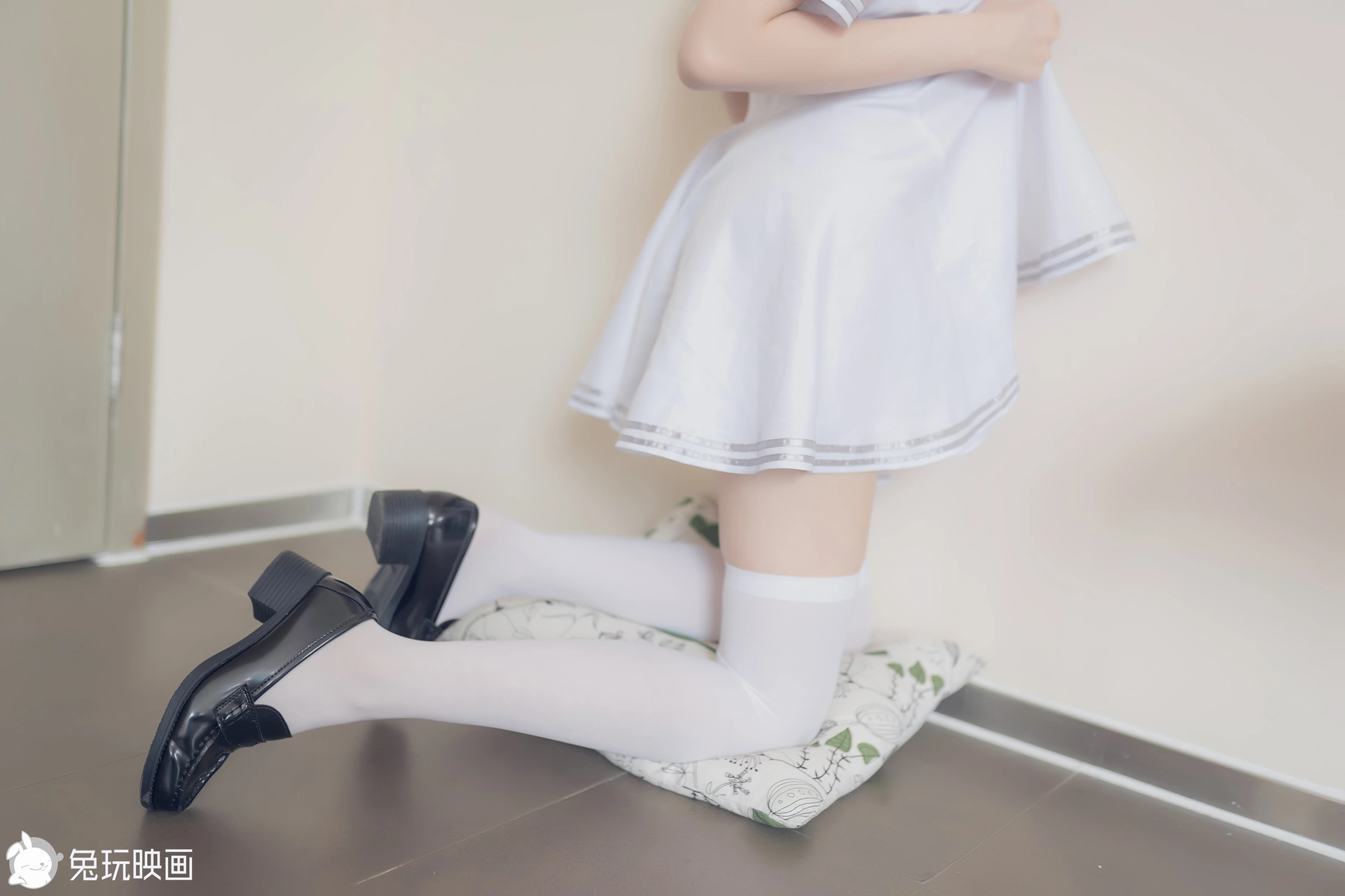 C28.006 阳光和白裙 [40P-56MB]