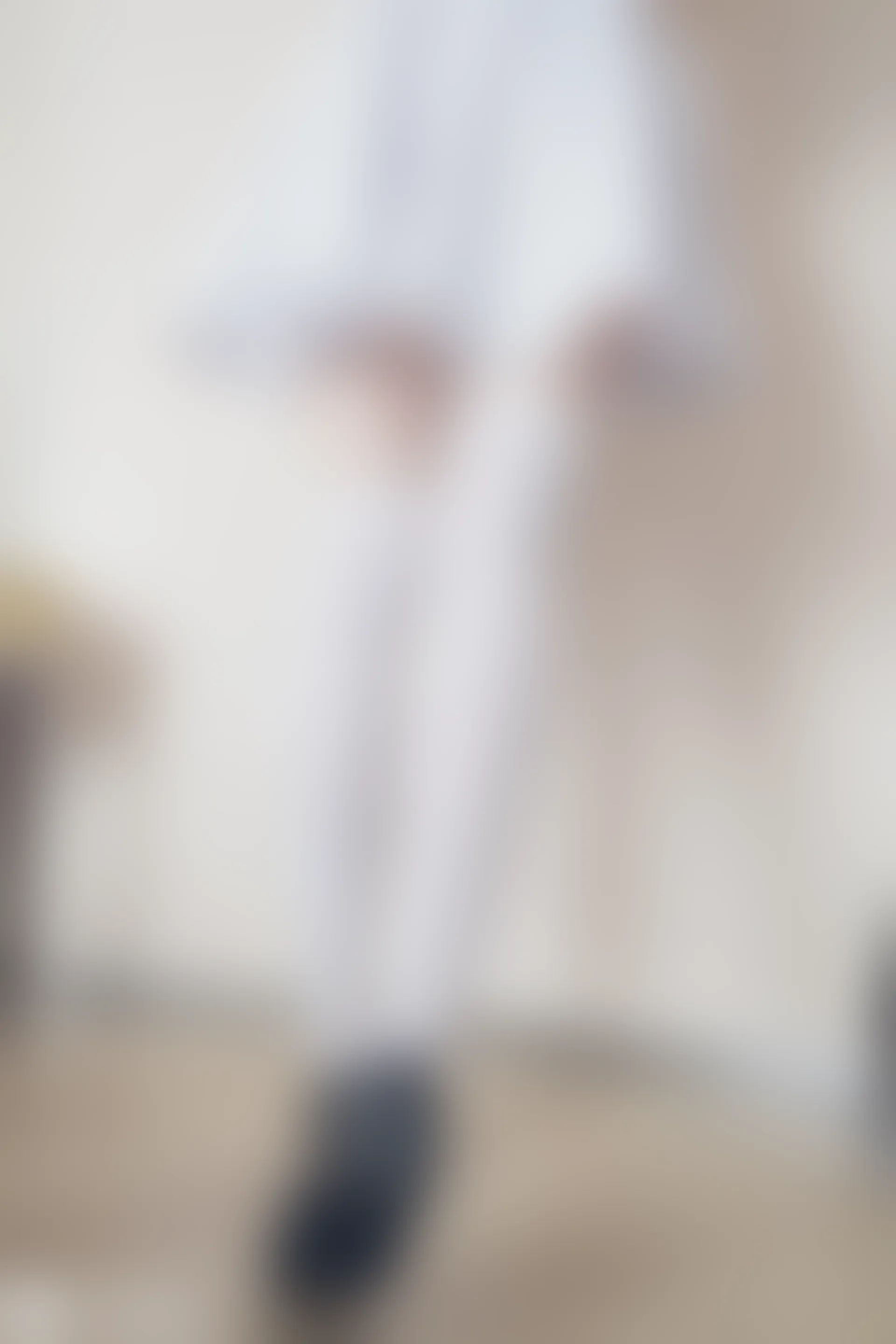 C28.006 阳光和白裙 [40P-56MB]