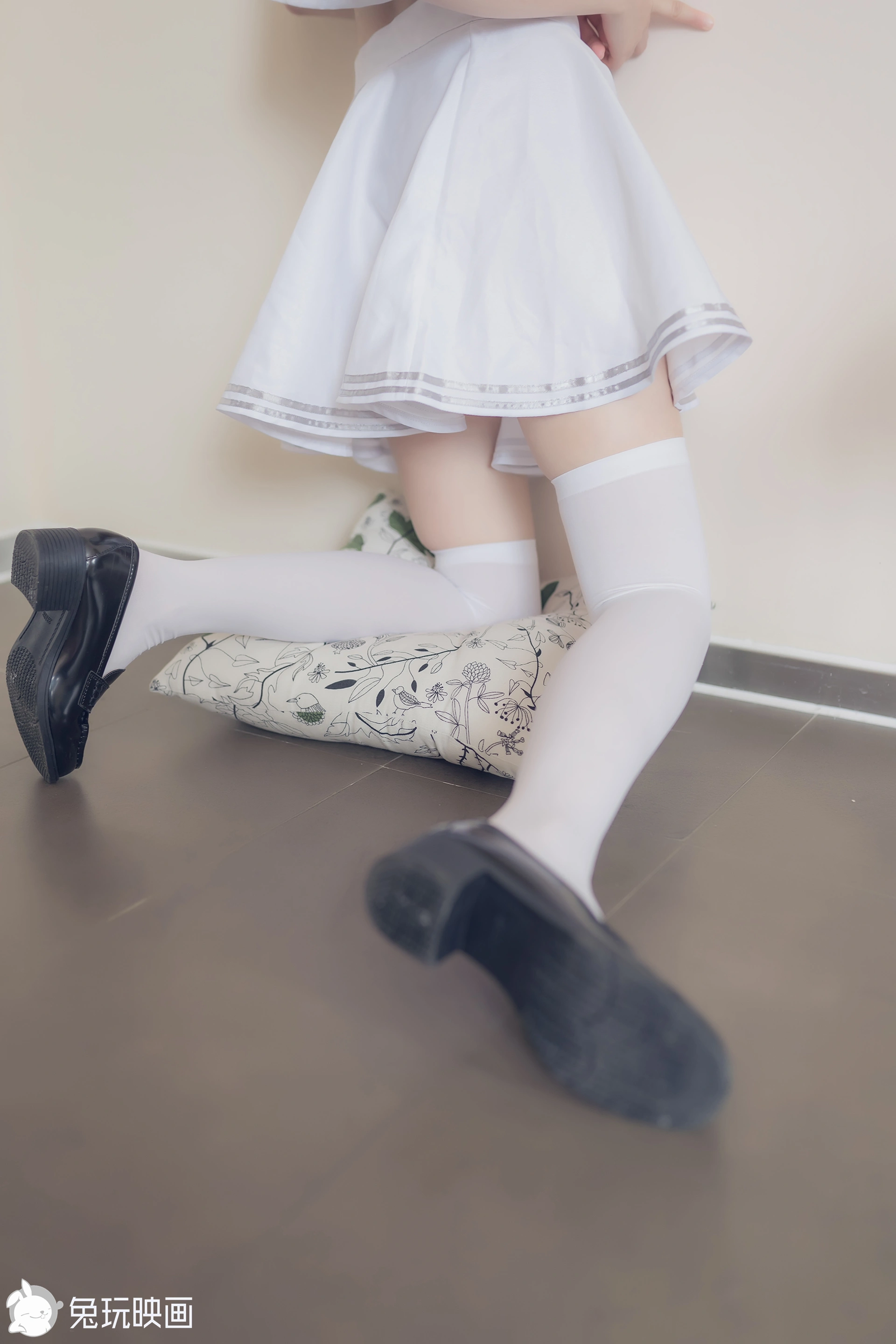 C28.006 阳光和白裙 [40P-56MB]