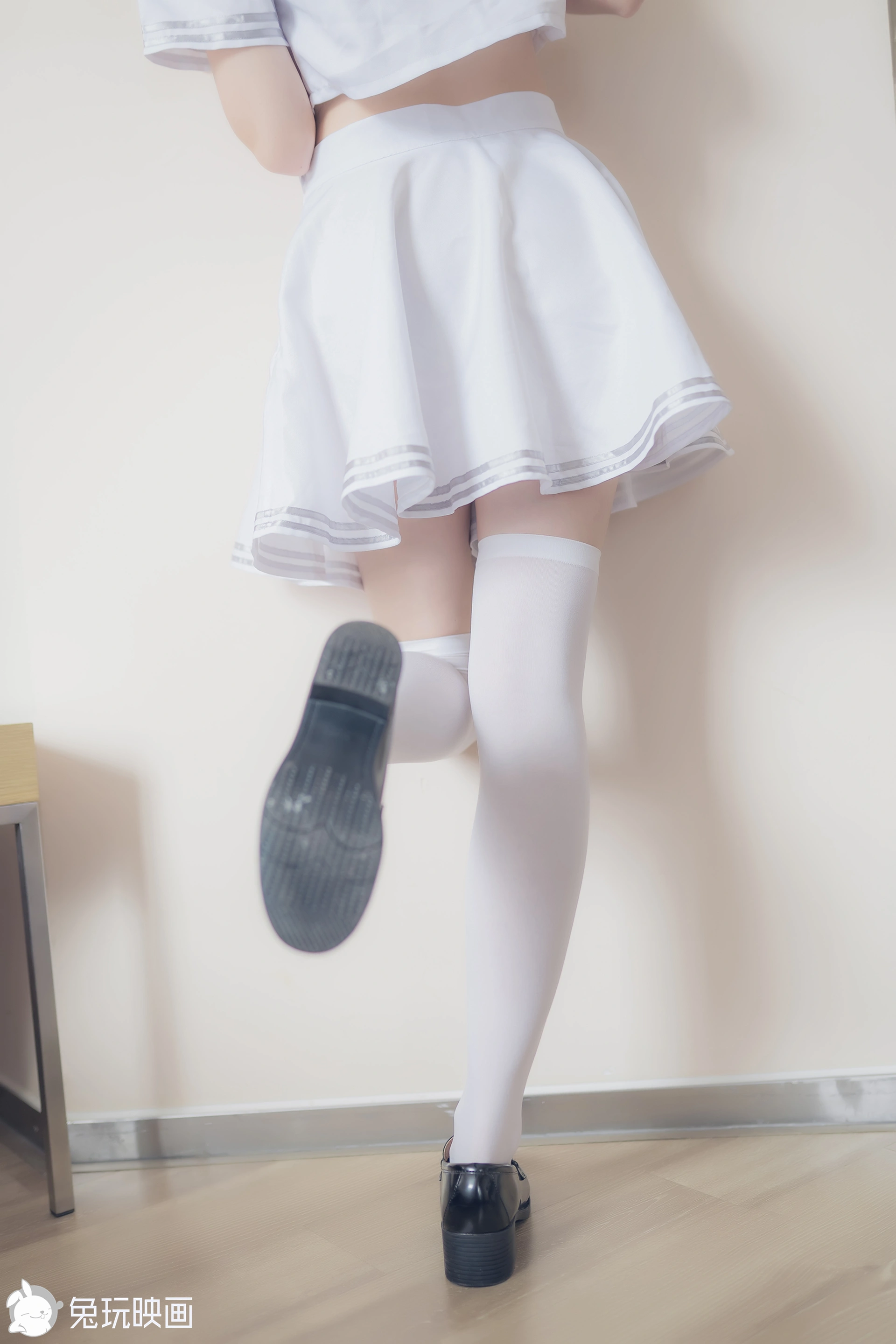C28.006 阳光和白裙 [40P-56MB]