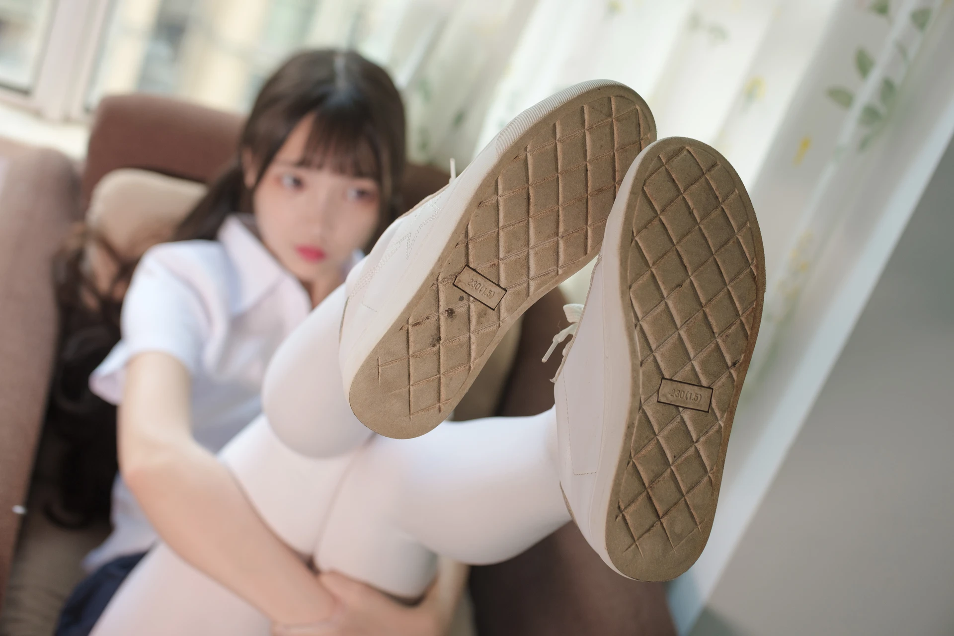 森萝财团 X-034 [83P1V-1.91G]制服, 可爱, 森萝财团, 白丝, 美腿