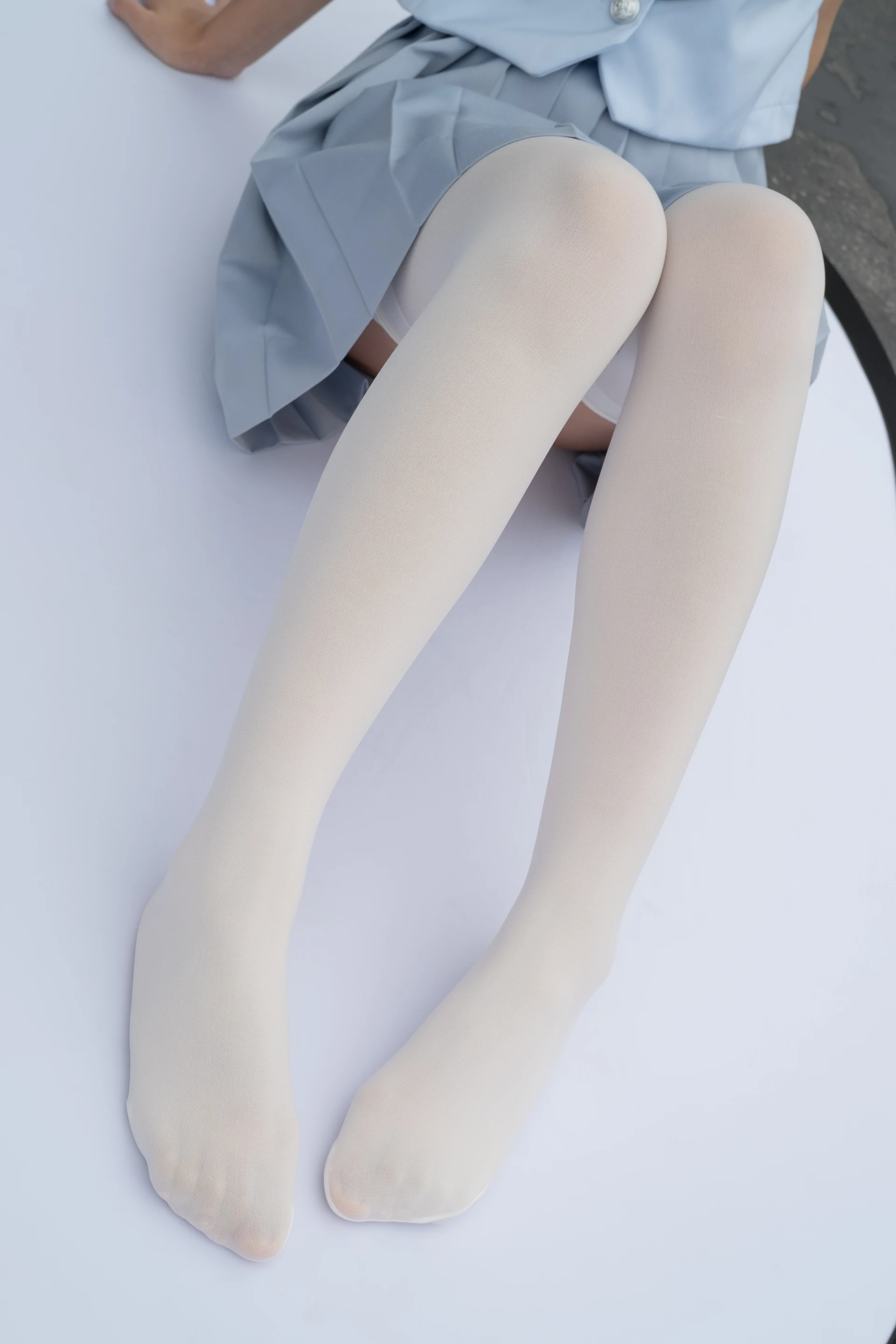 森萝财团 R15-036 [84P-465M]可爱, 学生装, 森萝财团, 白丝, 美腿, 美足