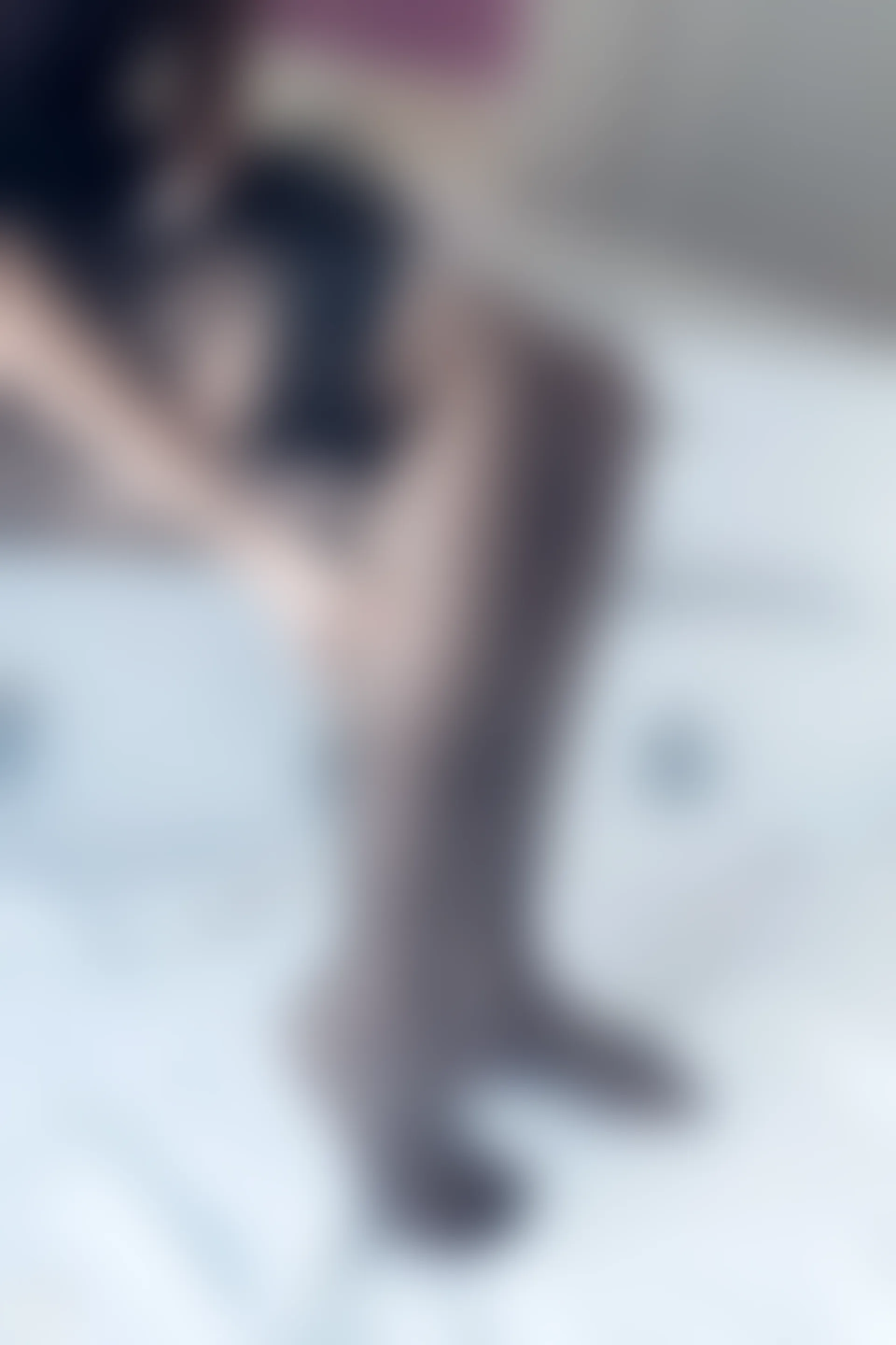 C29.001 大姐姐的黑纱裙 [40P-76MB]