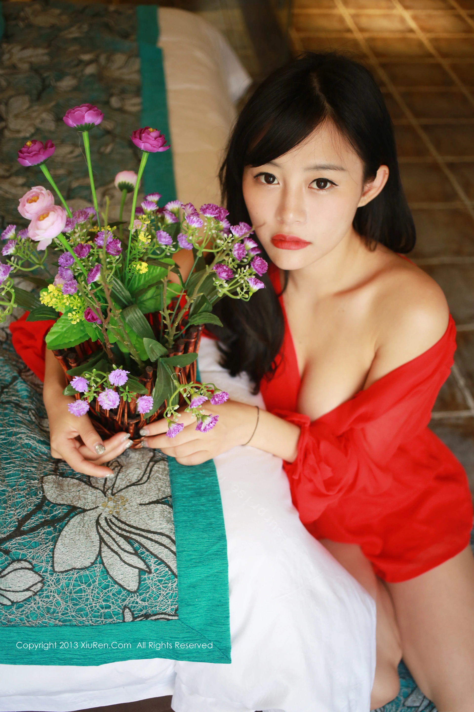 XiuRen秀人网 2013.09.10 No.007 易欣viya