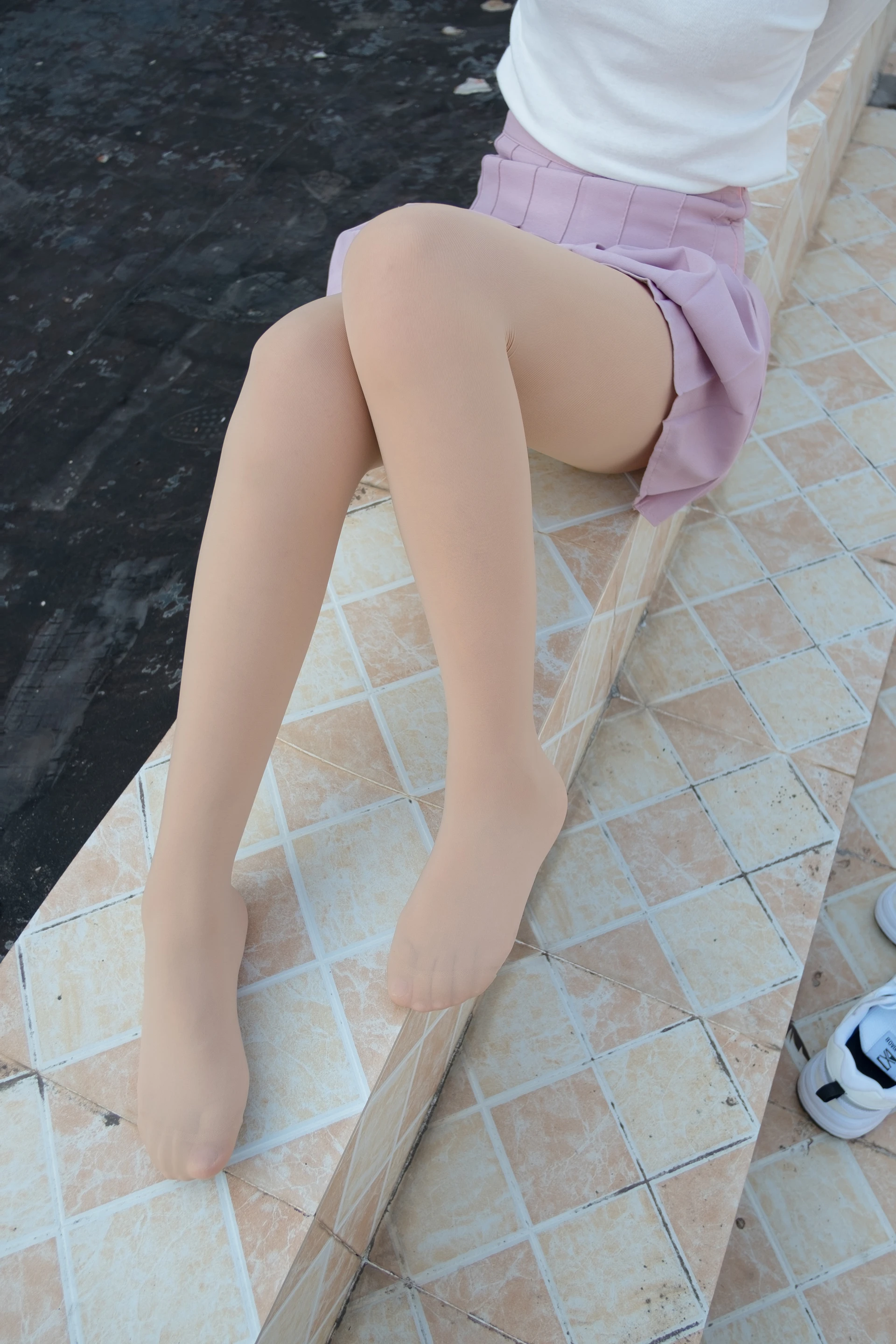 森萝财团 R15-038 [96P-598M]可爱, 森萝财团, 美腿, 肉丝