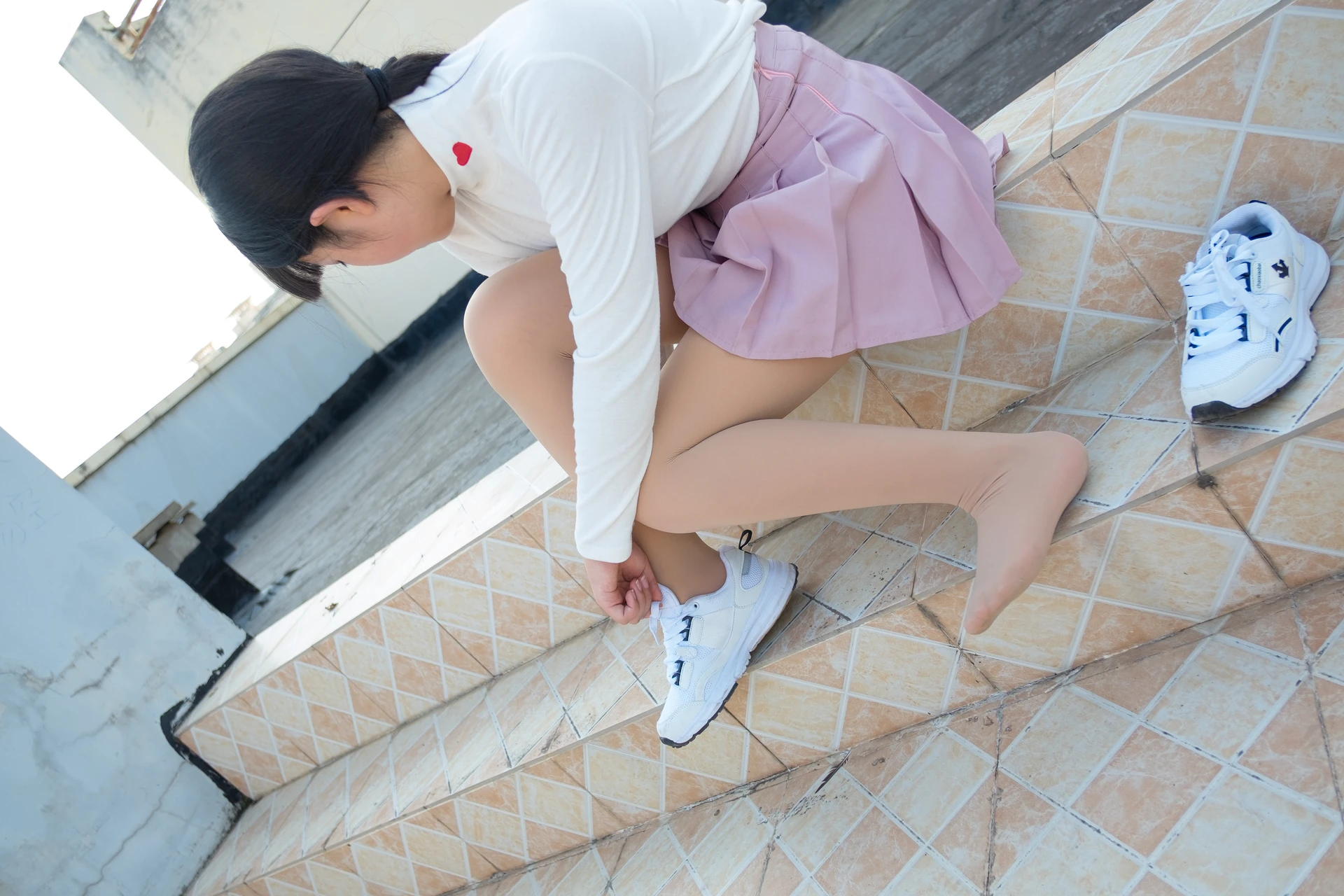 森萝财团 R15-038 [96P-598M]可爱, 森萝财团, 美腿, 肉丝
