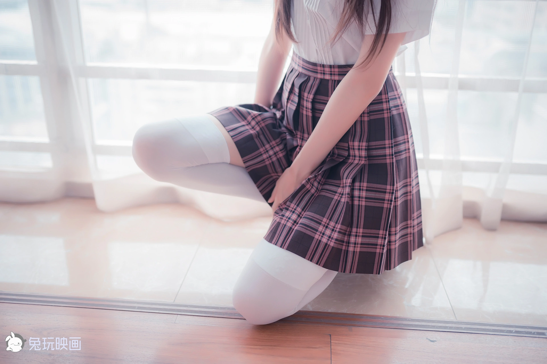 C07.005 窗边的小细腿 [43P-95MB]