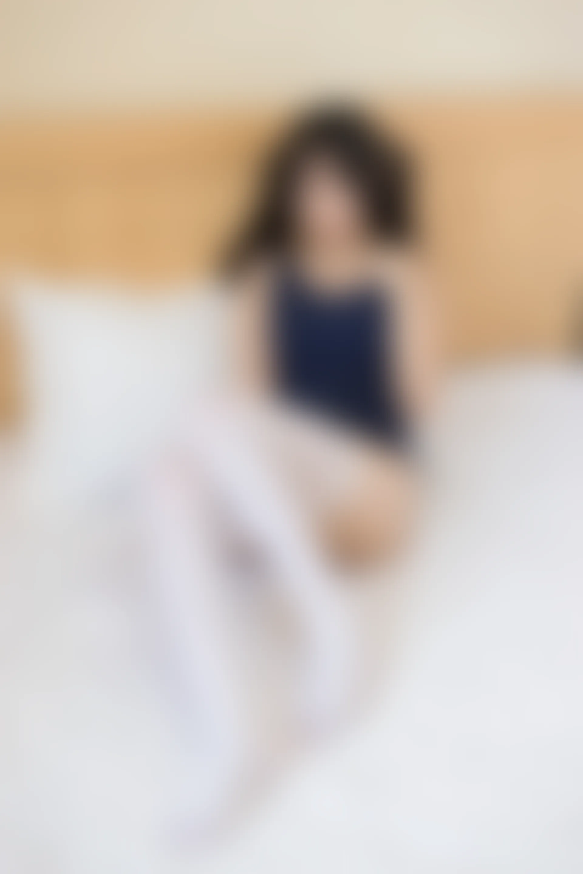 轻兰映画 SPL.011 [72P-137M]白丝, 美腿, 美足, 轻兰映画