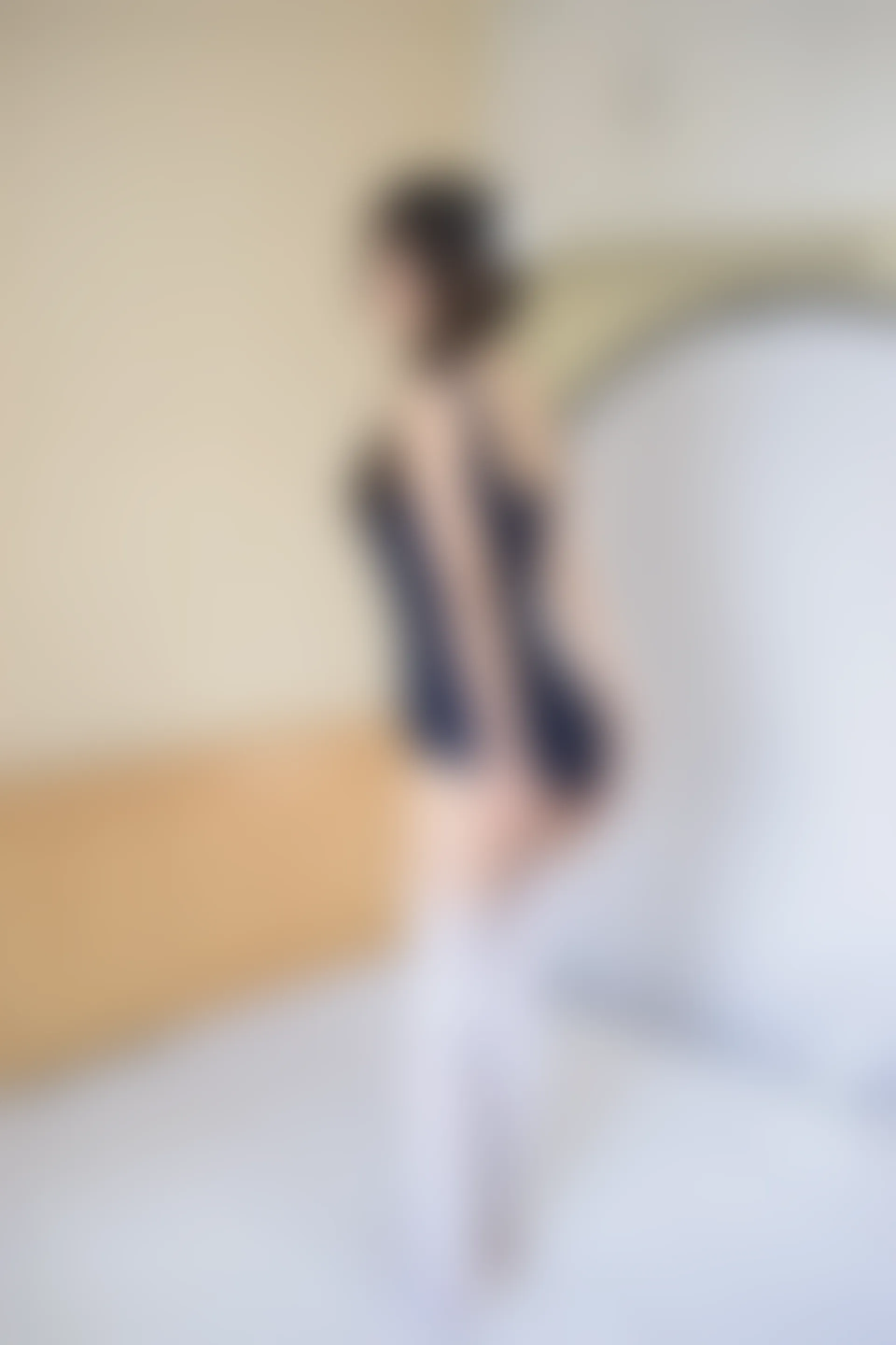 轻兰映画 SPL.011 [72P-137M]白丝, 美腿, 美足, 轻兰映画