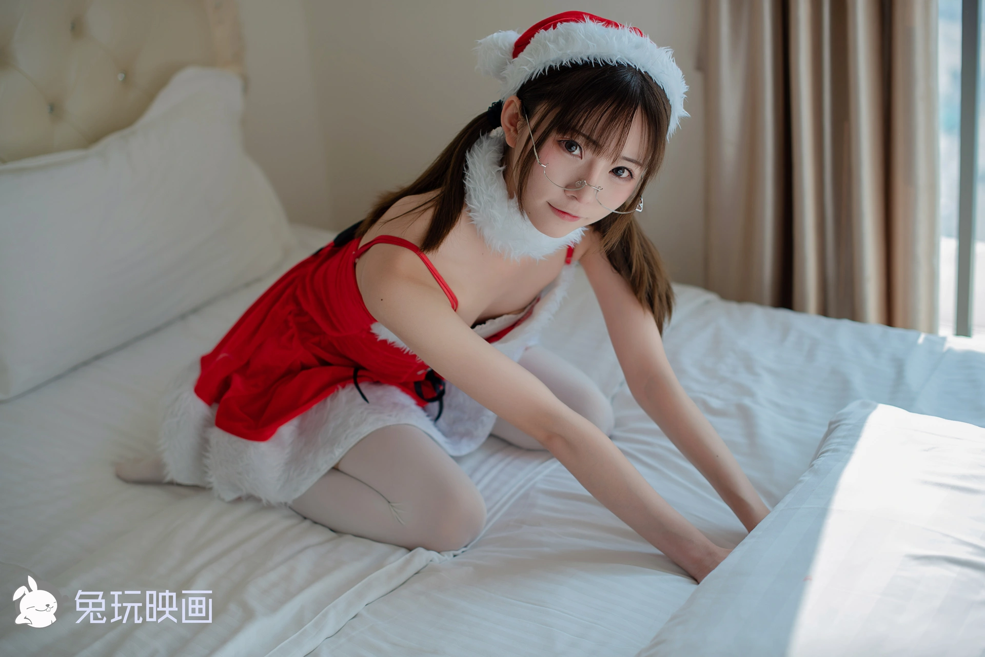SD.004 圣诞萌女郎 [46P-341MB]