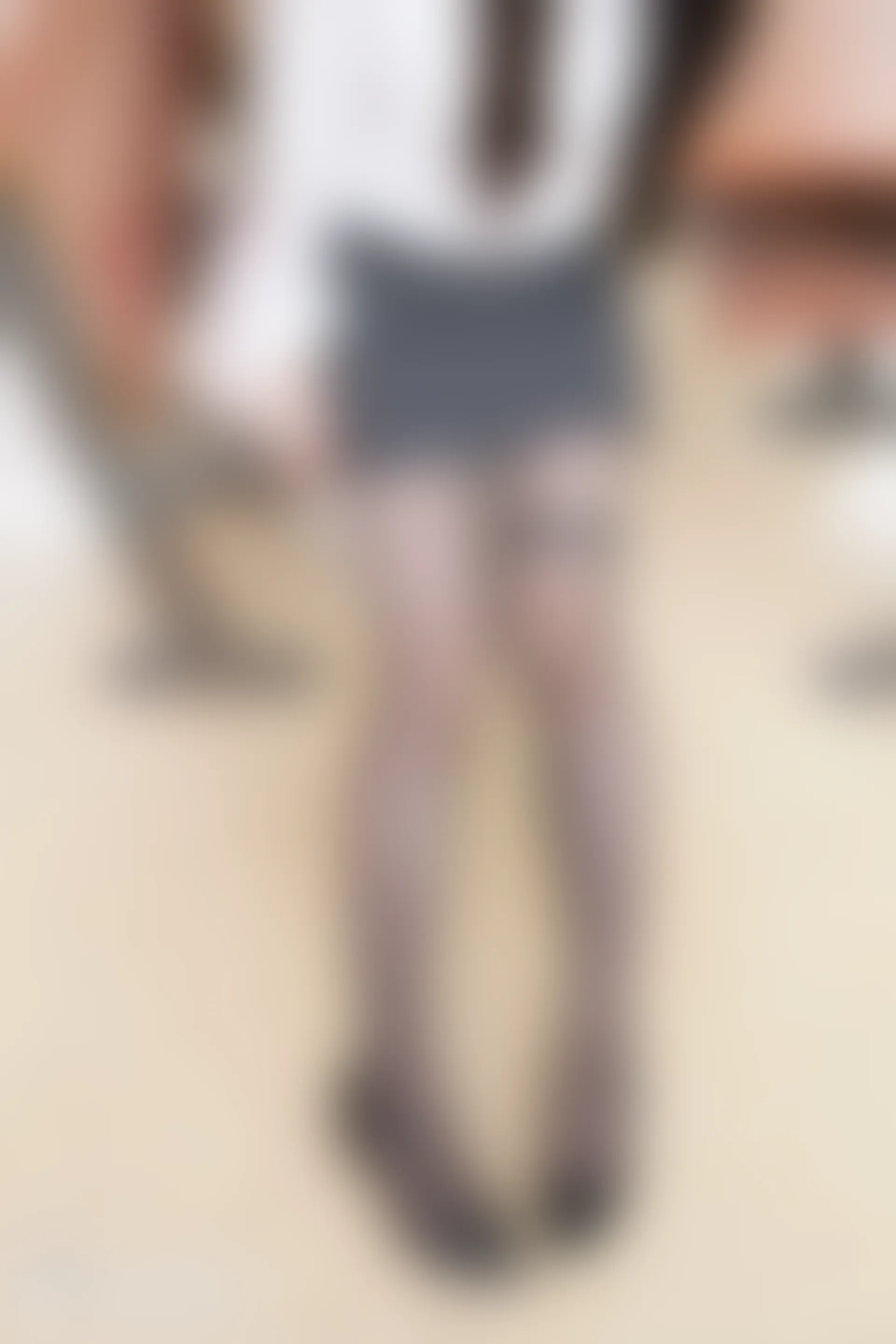 C06.003 黑丝OL [40P-309MB]