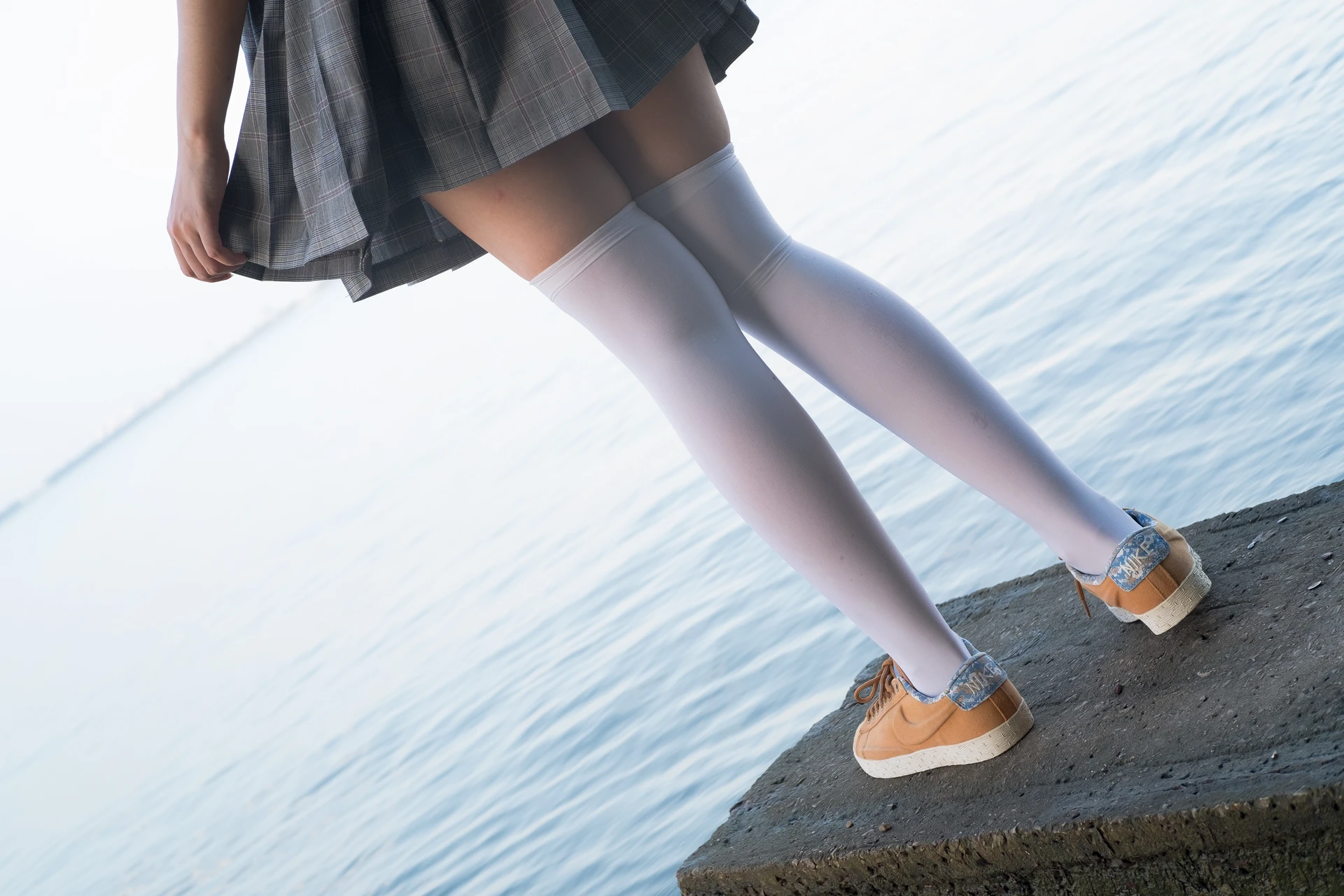 森萝财团 R15-032 [113P-914M]学生装, 森萝财团, 白丝, 美腿